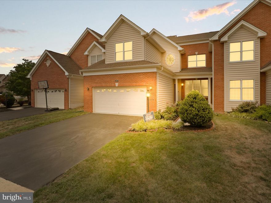 Luxurious 3-Bedroom Carriage Home  in Ashburn
Discover the epitome of modern living in this beautifully maintained home. Located in the sought-after neighborhood of Loudoun Valley Estates, this spacious 3-bedroom, 4.5-bathroom home offers a perfect blend of comfort and convenience.  Main level Suite . 

Key Features:

Over 3700 Square Feet of Living Space: Enjoy ample room to entertain and relax.
Natural Light: The open floor plan is bathed in natural light, creating a warm and inviting atmosphere.
Gourmet Kitchen: The kitchen features modern appliances, a spacious layout, and ample storage.
Private Retreats: The upper level boasts three generously sized bedrooms each with their own bathroom, including a primary suite with a luxurious en-suite bathroom.
Finished Lower Level: The walk-out lower level offers a versatile space for a rec room, den/office, or additional living area.
Convenient Location: Situated near grocery stores, restaurants, and other amenities, this home provides easy access to everything you need.


* Home was just freshly painted with neutral colors not shown in photos. 
Available September 4th for Immediate Occupancy!