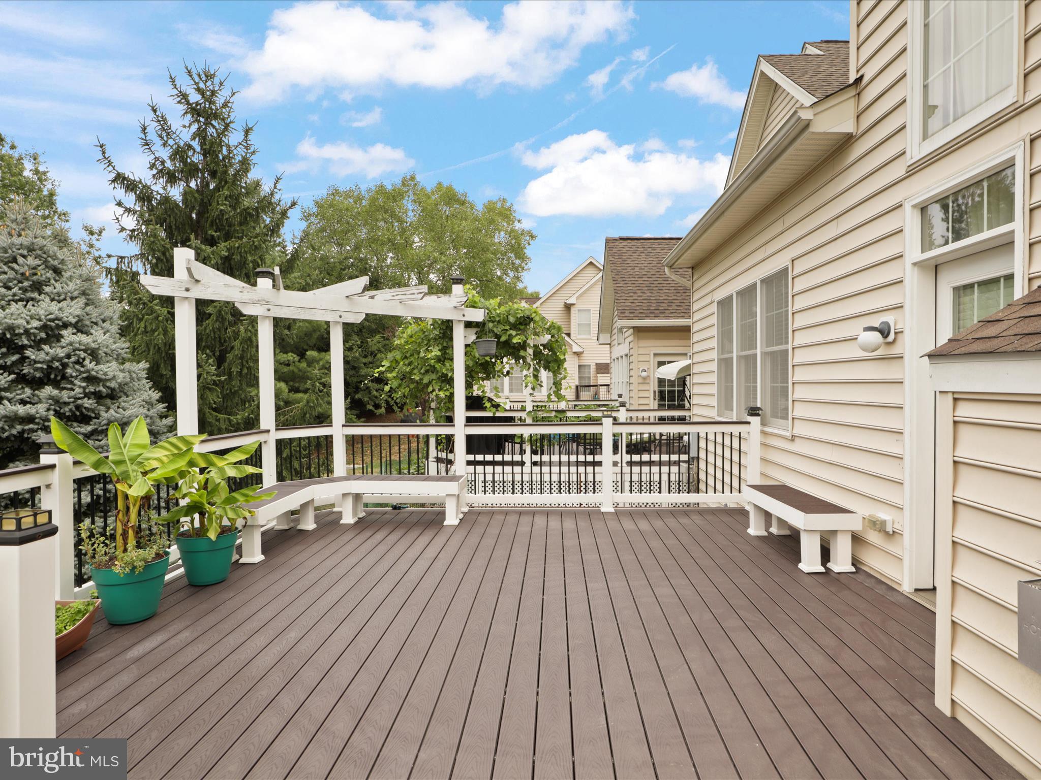 LOUDOUN VALLEY ESTATES 2 - Residential Lease