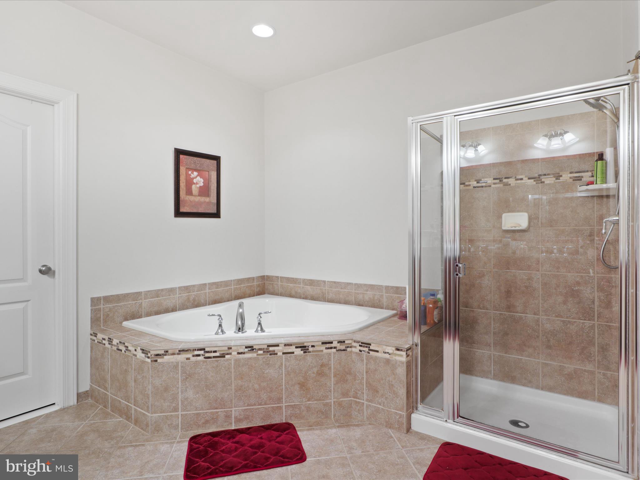 LOUDOUN VALLEY ESTATES 2 - Residential Lease