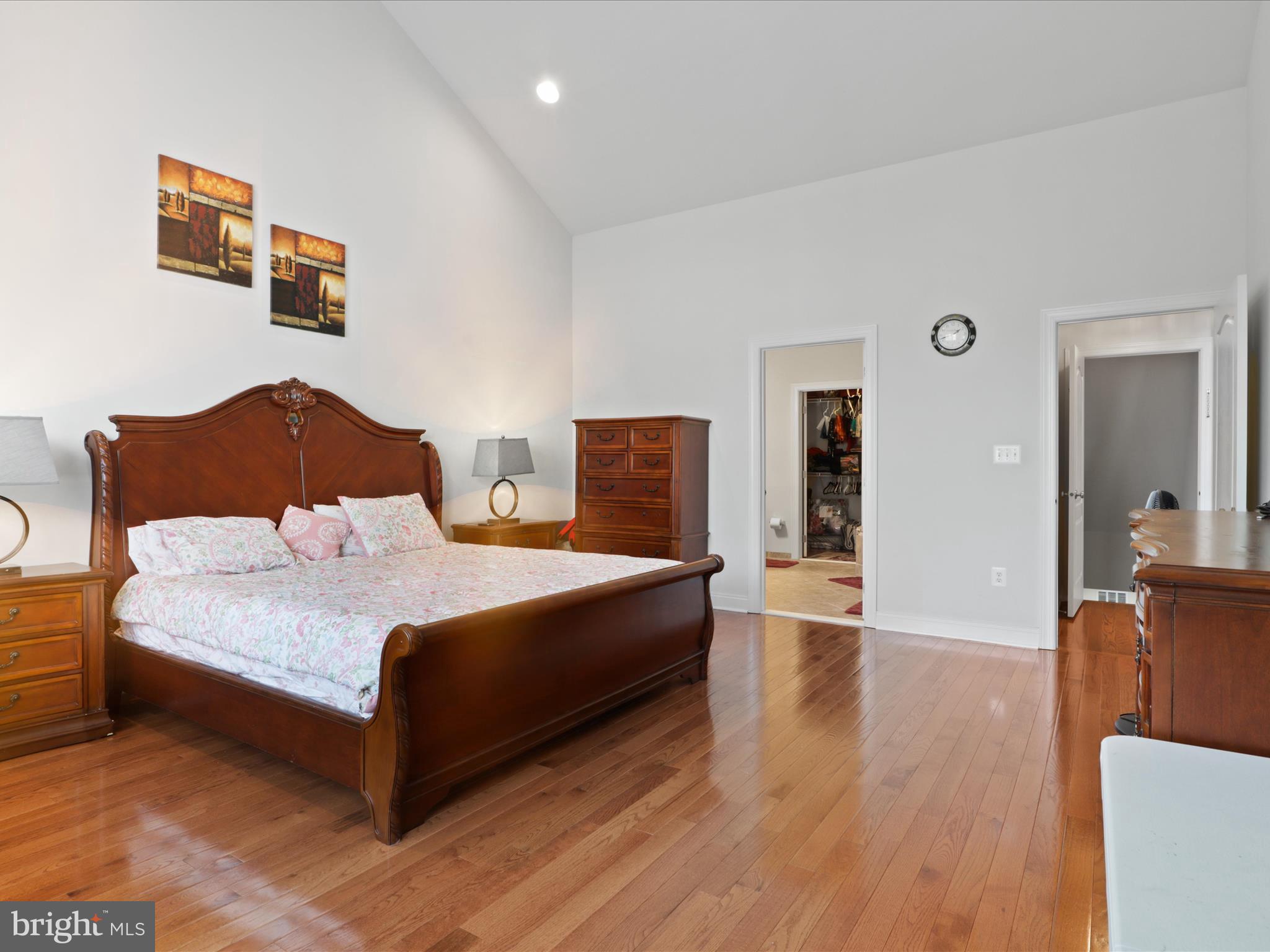 LOUDOUN VALLEY ESTATES 2 - Residential Lease