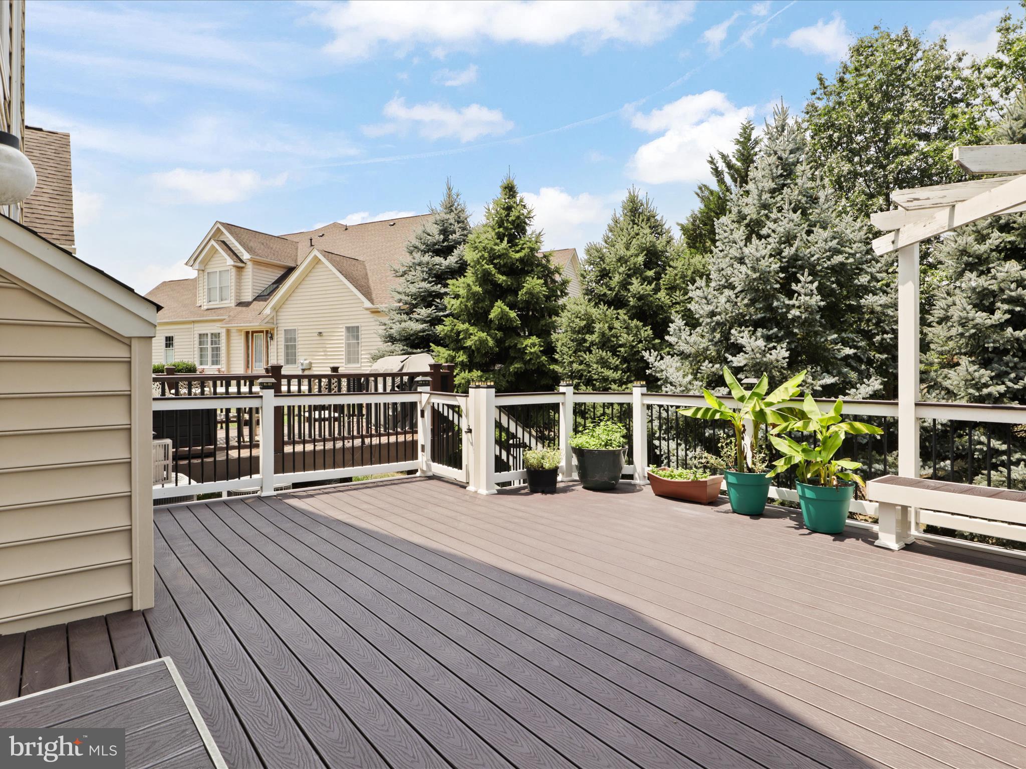 LOUDOUN VALLEY ESTATES 2 - Residential Lease