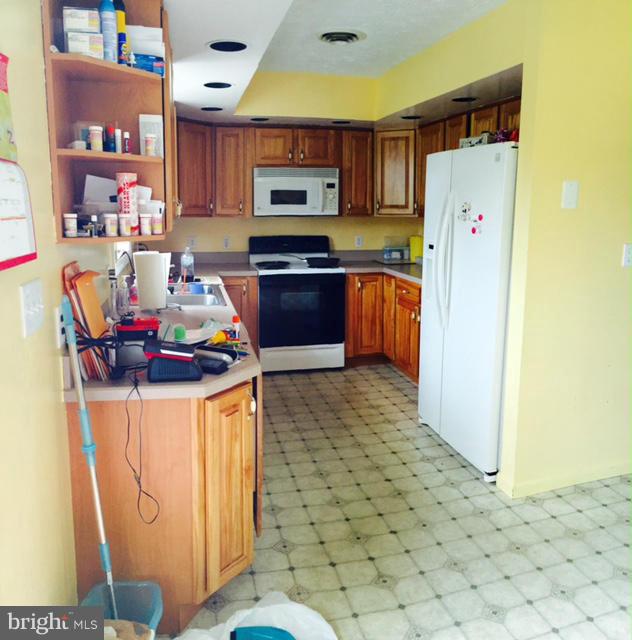 BLOSSOM HILLS - Residential