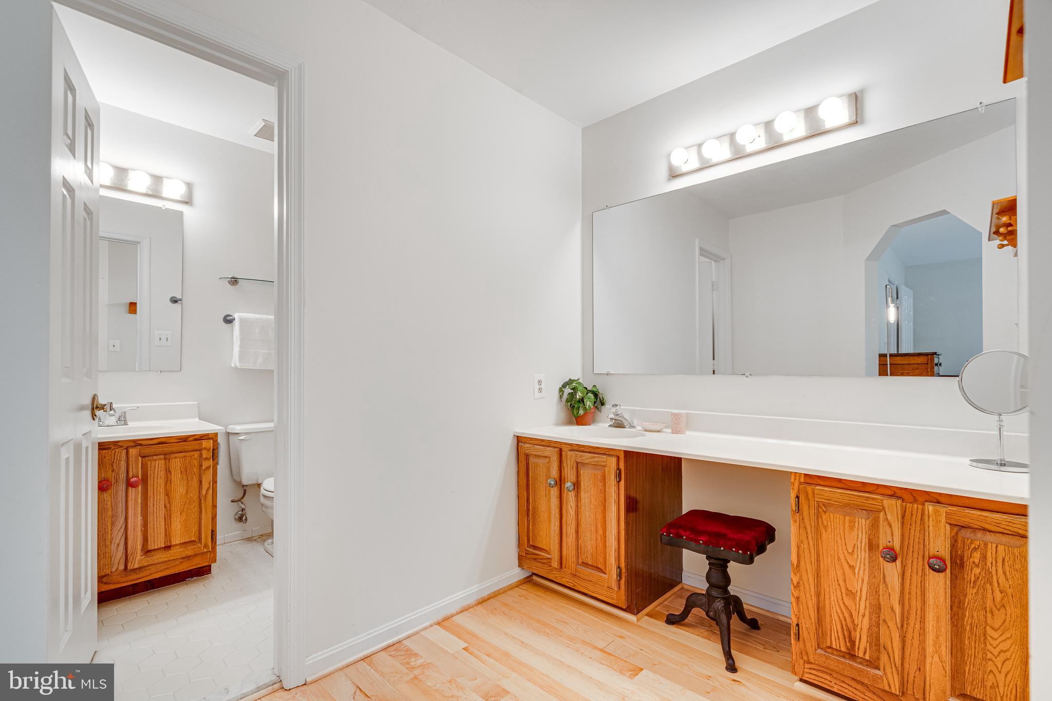 FAIR WOODS - Residential