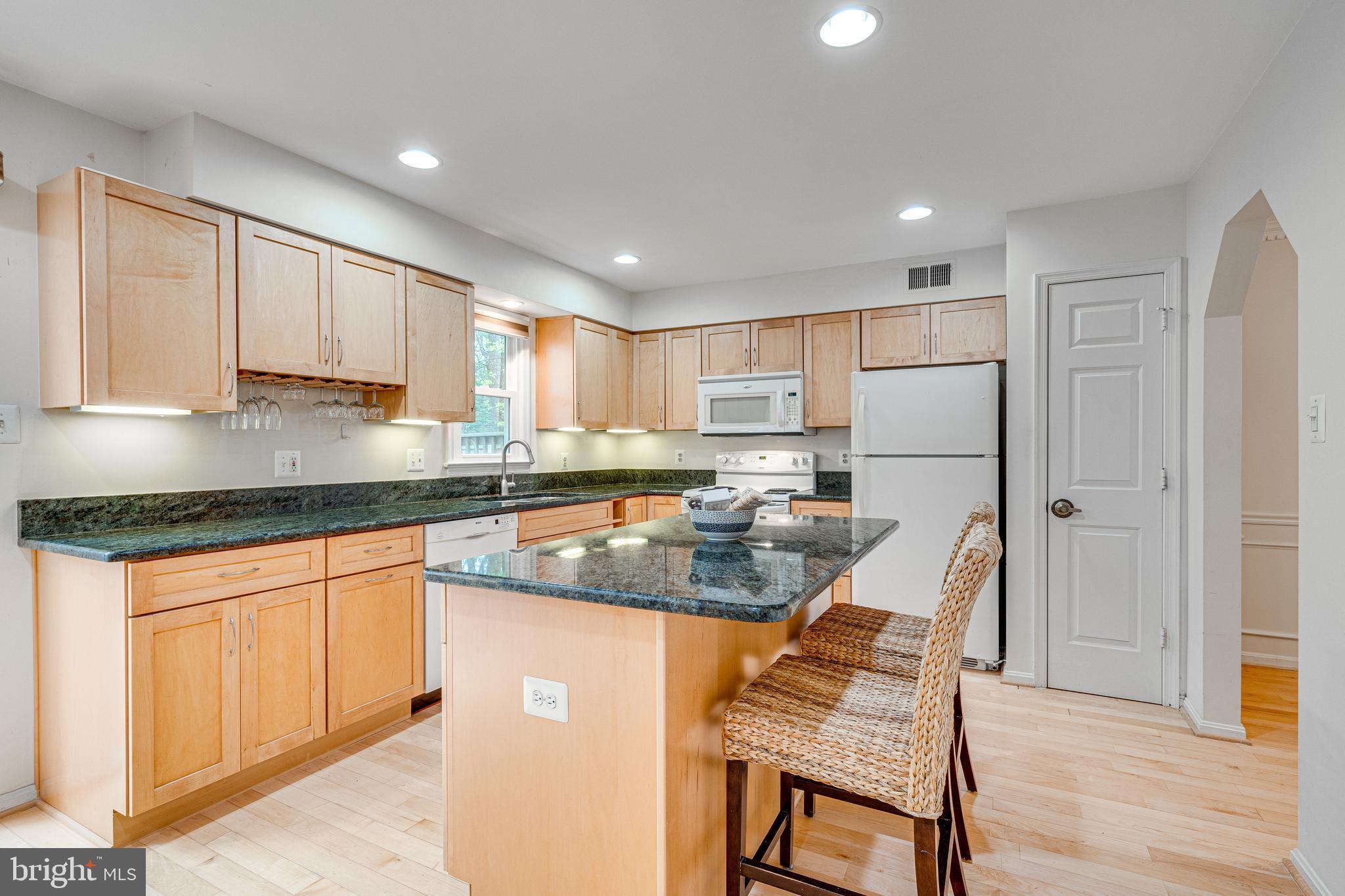 FAIR WOODS - Residential