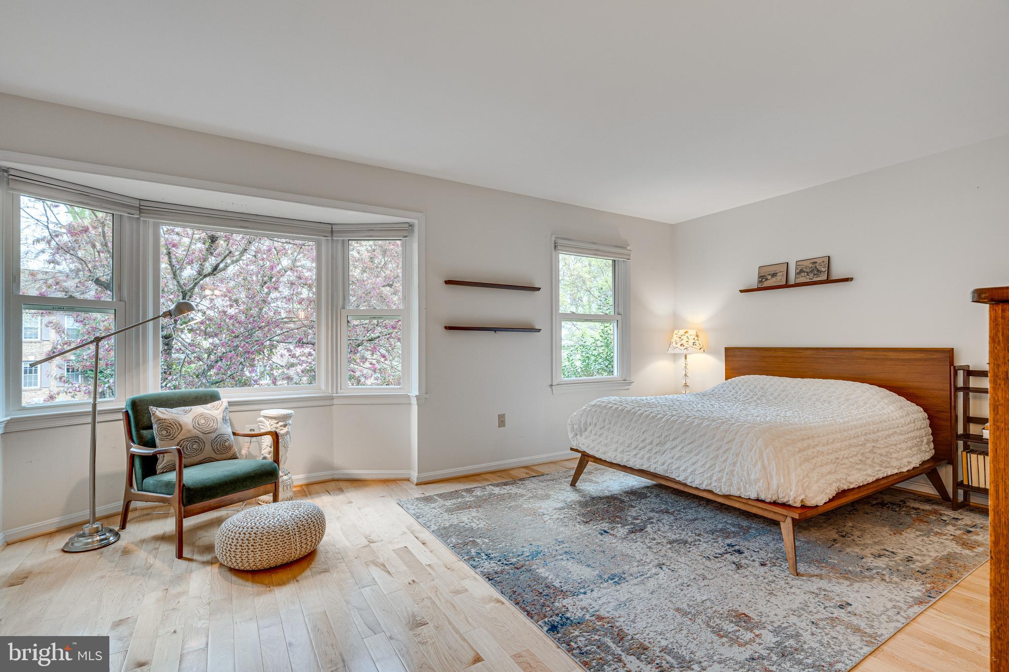 FAIR WOODS - Residential