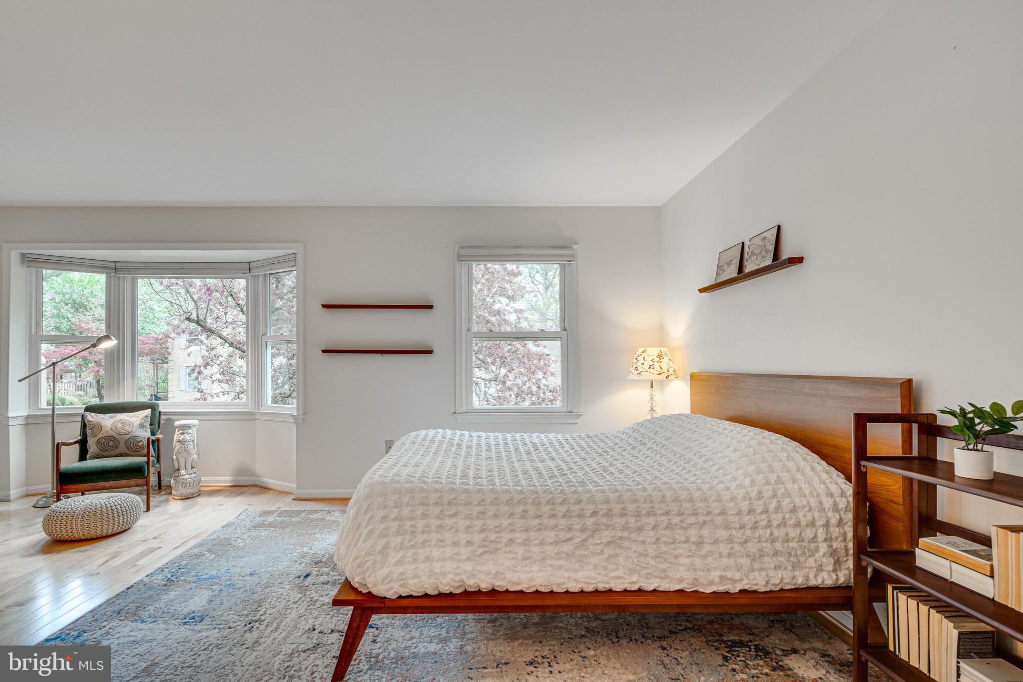 FAIR WOODS - Residential