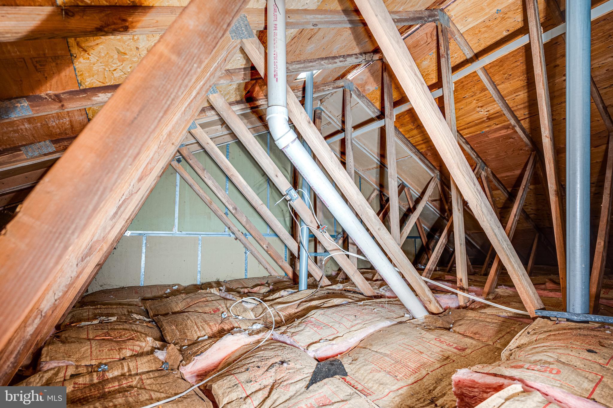 FAIR WOODS - Residential