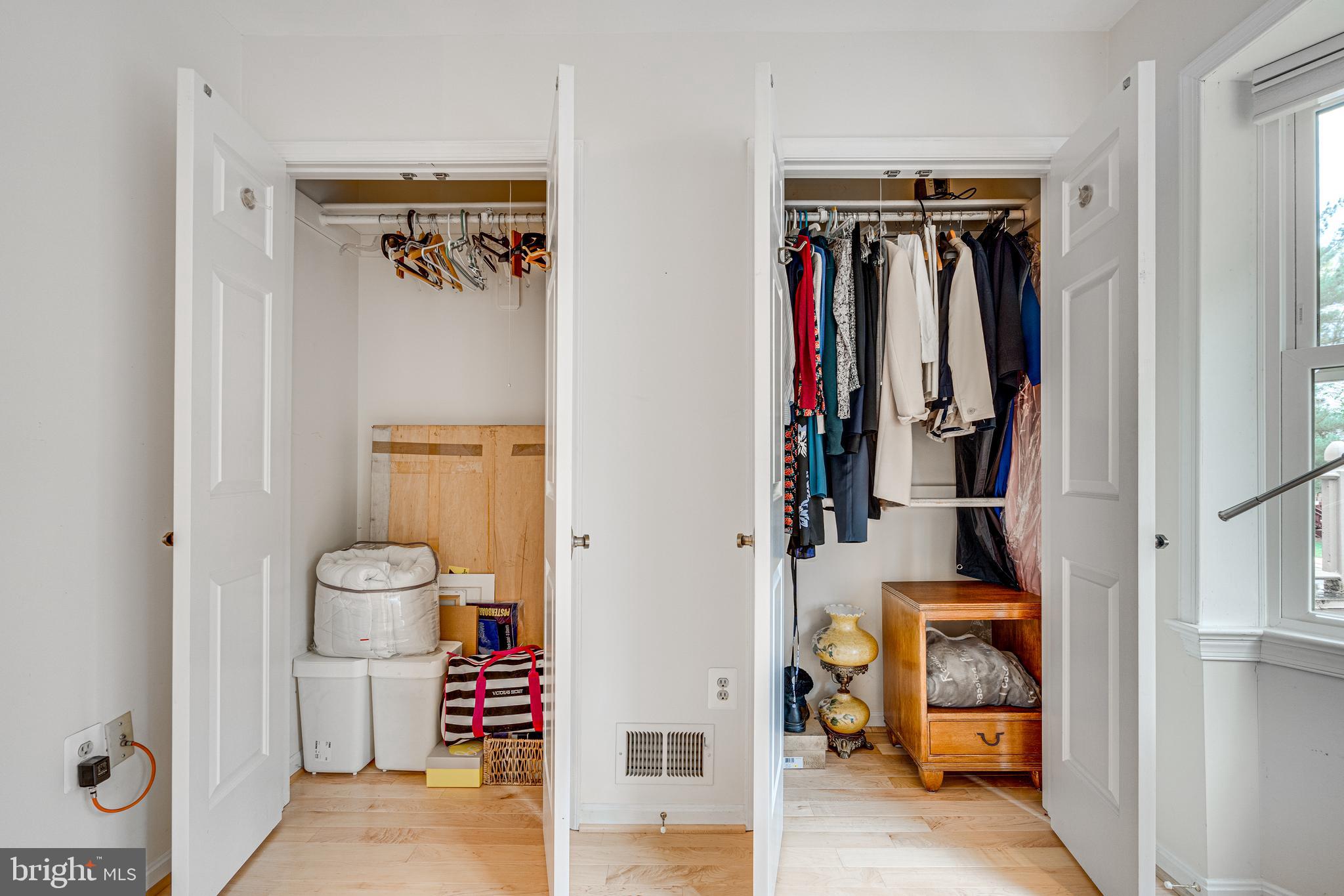 FAIR WOODS - Residential