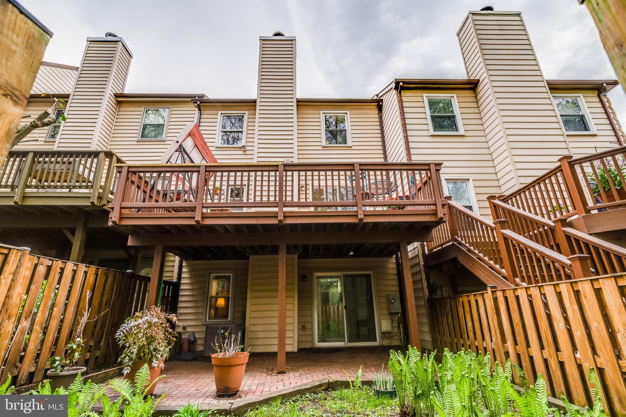 FAIR WOODS - Residential