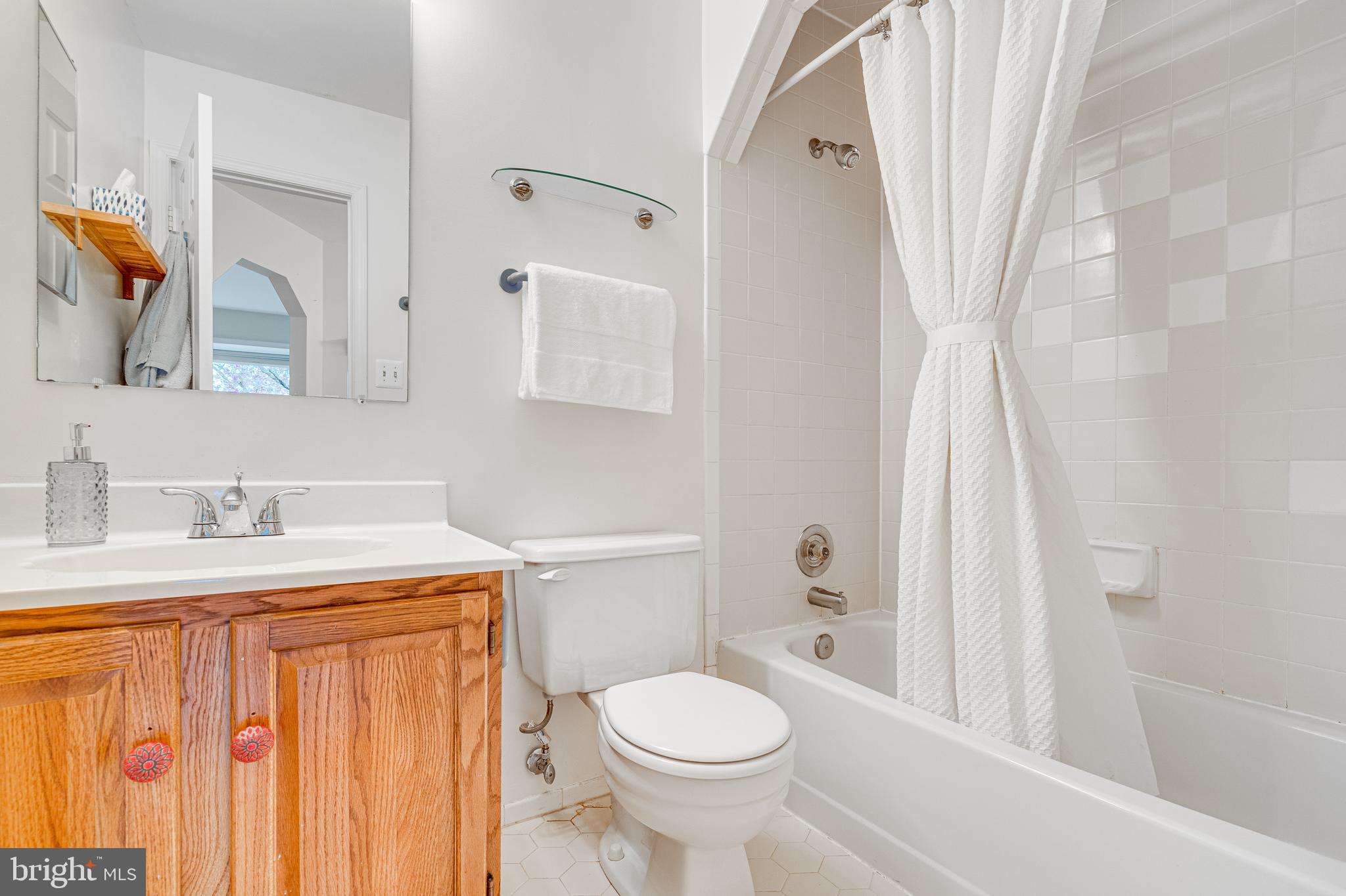 FAIR WOODS - Residential