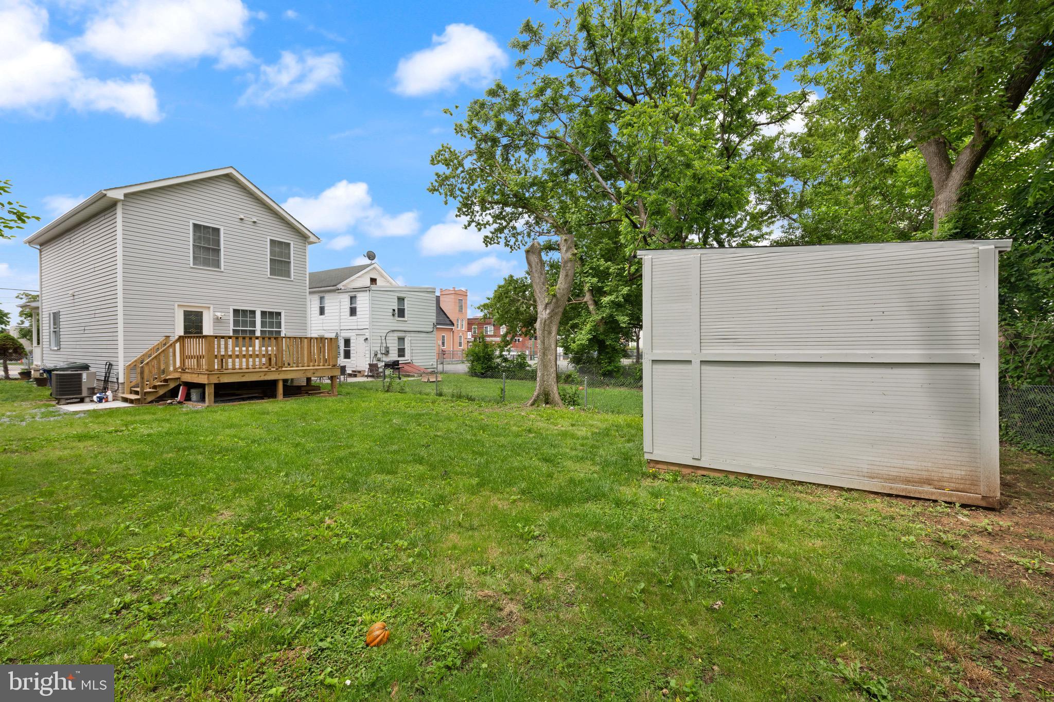 HAGERSTOWN - Residential