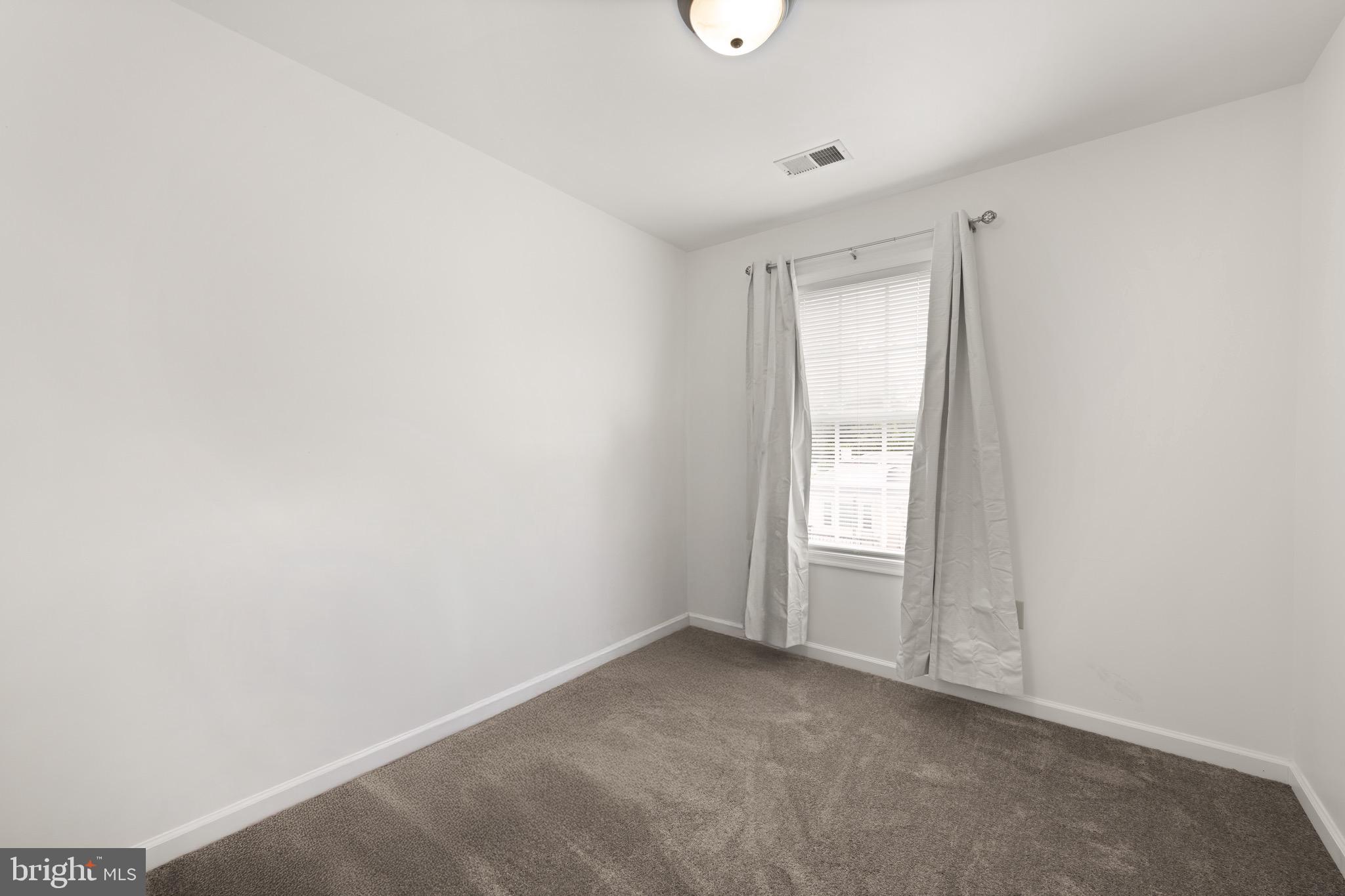 HAGERSTOWN - Residential