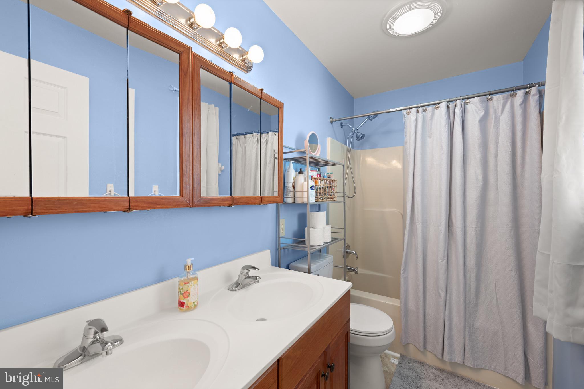 HAGERSTOWN - Residential