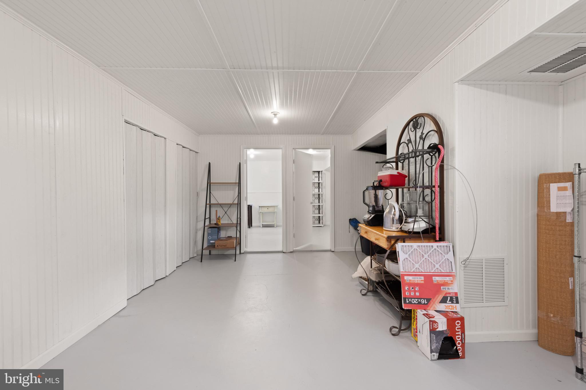 HAGERSTOWN - Residential