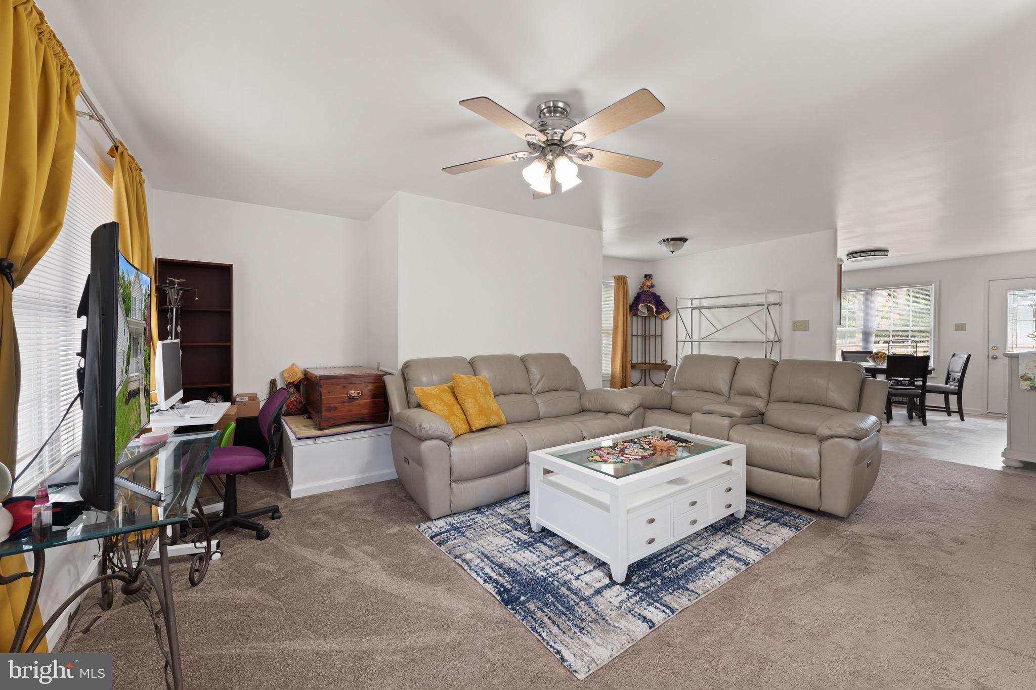 HAGERSTOWN - Residential