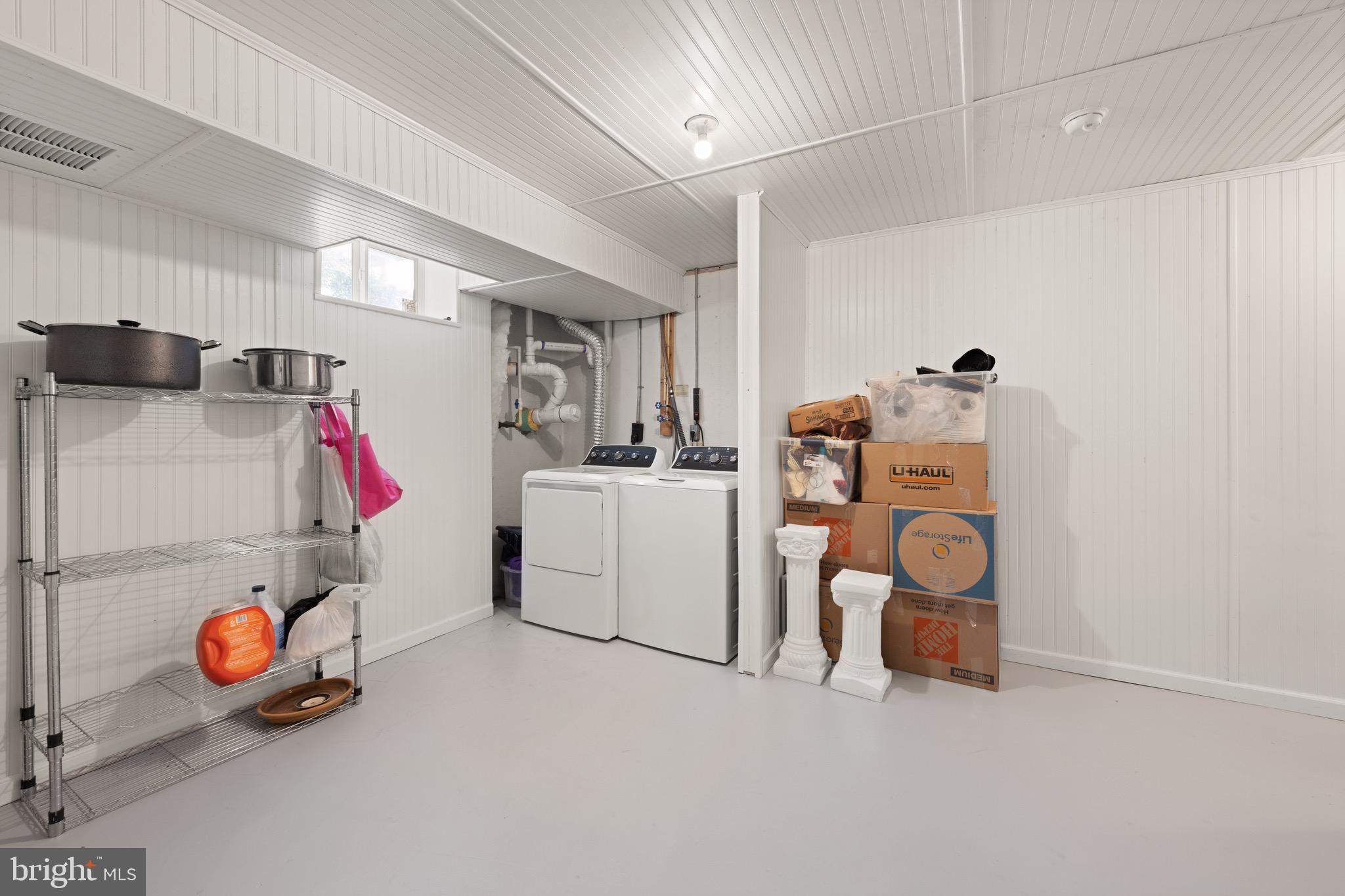 HAGERSTOWN - Residential