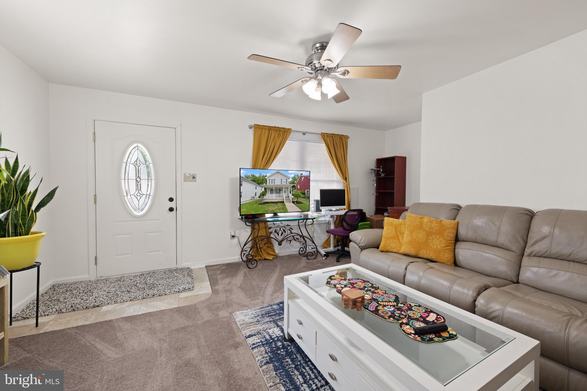 HAGERSTOWN - Residential