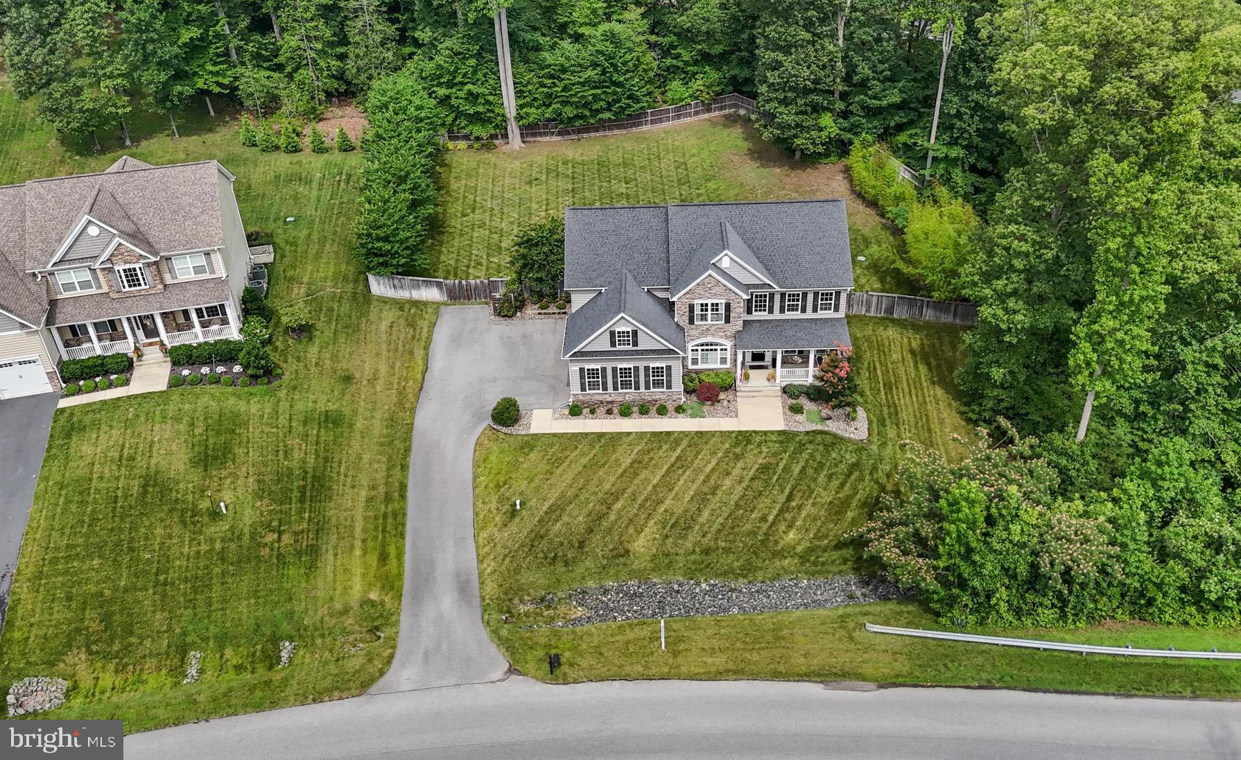 25 SIMMONS RIDGE ROAD