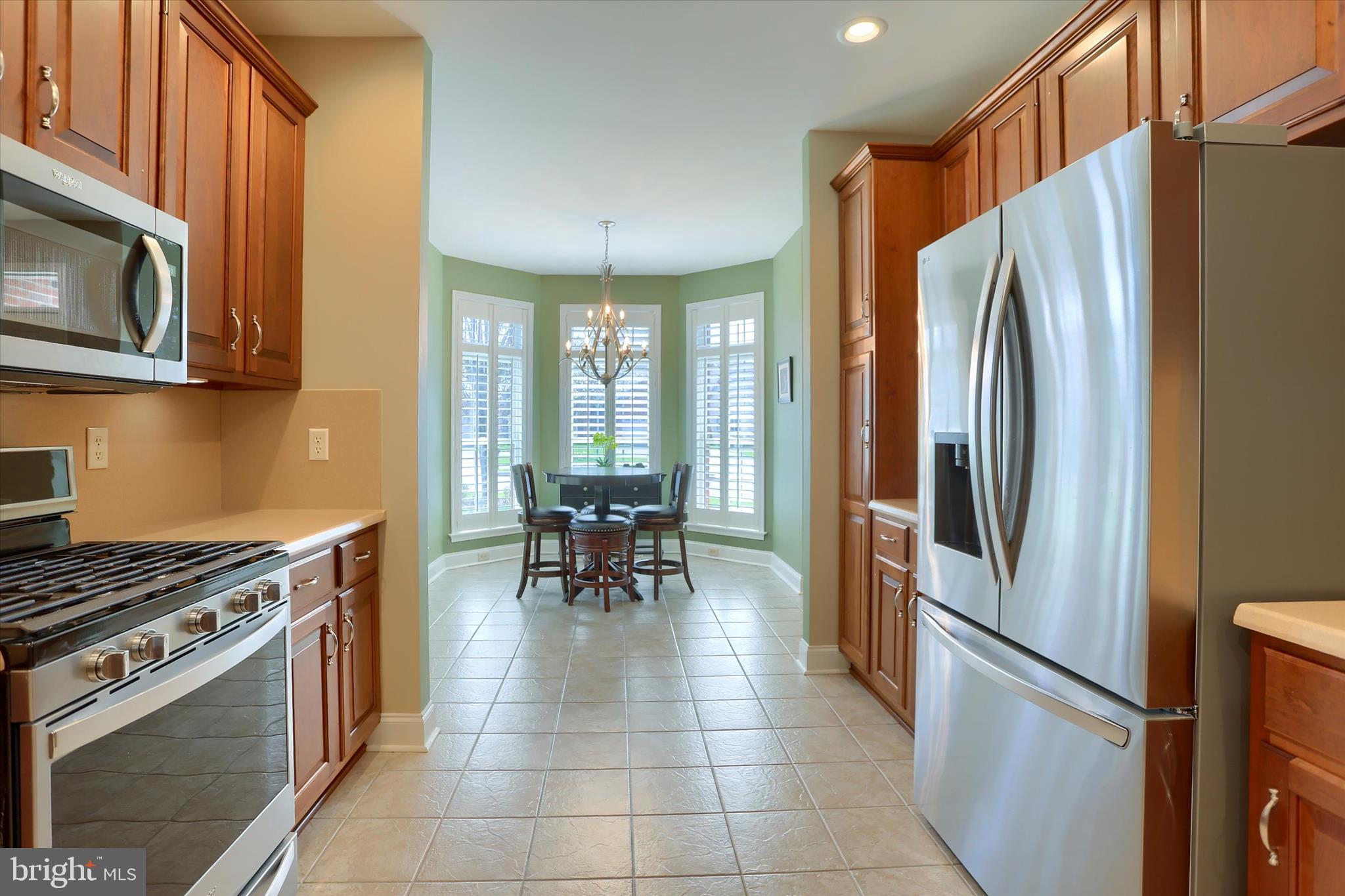 5405 RIVENDALE BOULEVARD