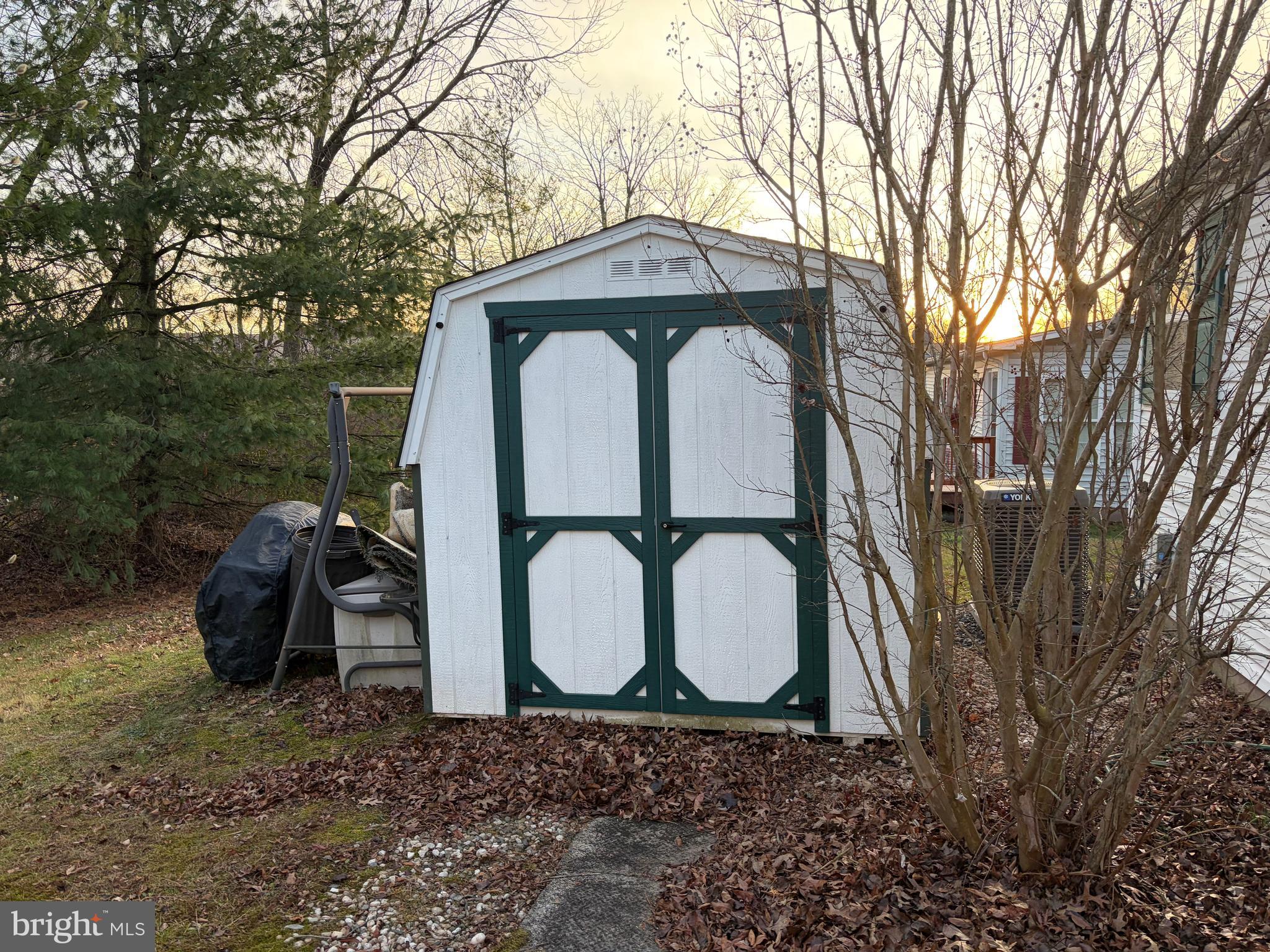 WALNUT MEADOWS - Residential