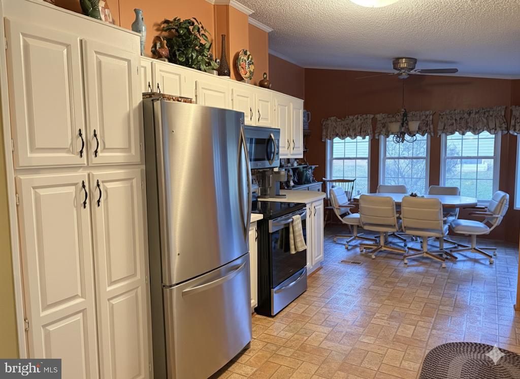 WALNUT MEADOWS - Residential