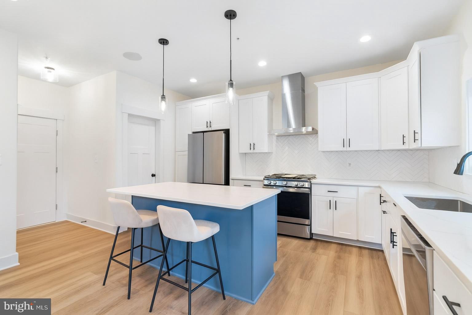 WHITNEYS LANDING - Residential