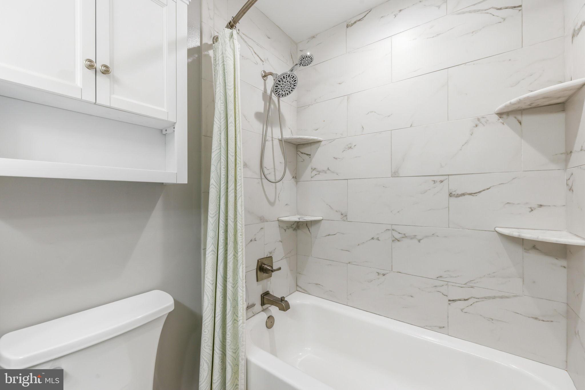 LOVETON FARMS - Residential