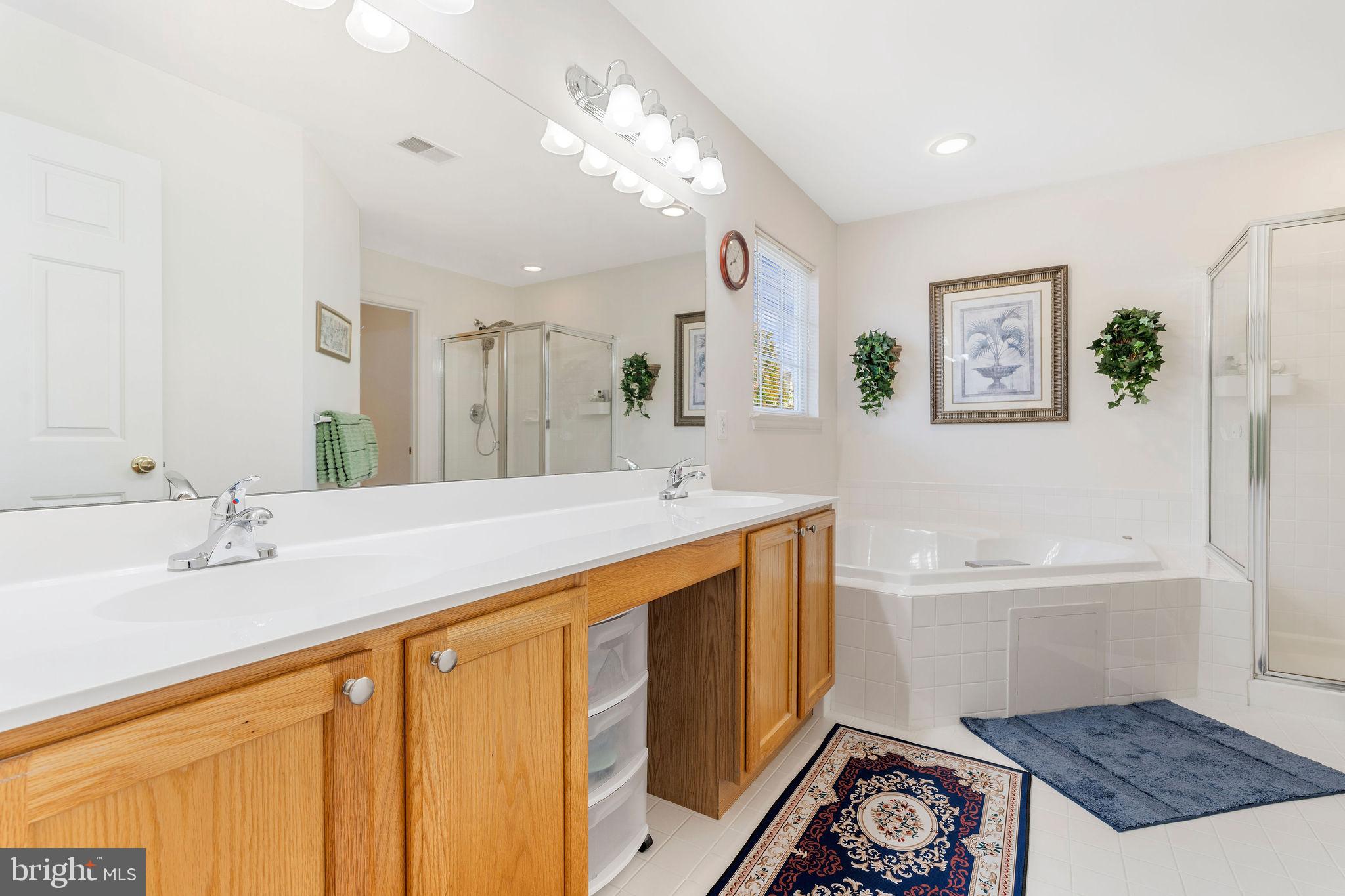 GLENSIDE FARMS - Residential