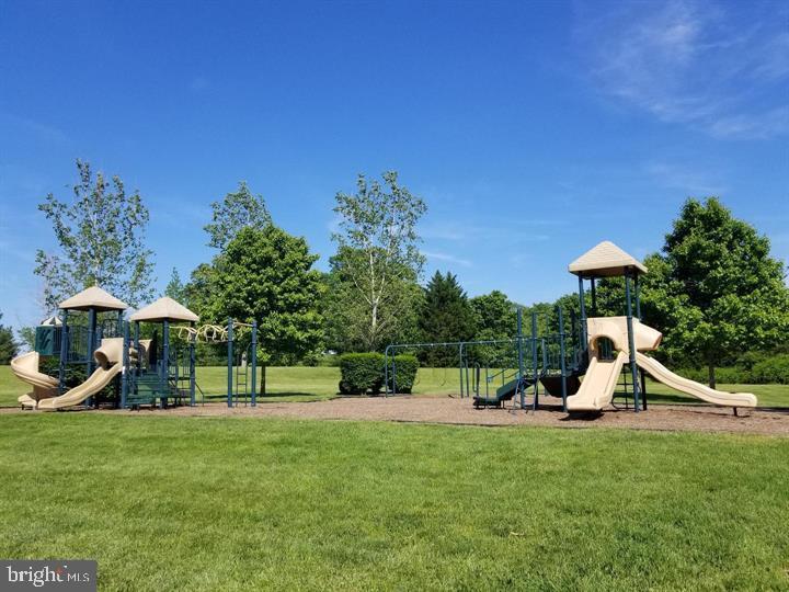 FAWN LAKE - Residential