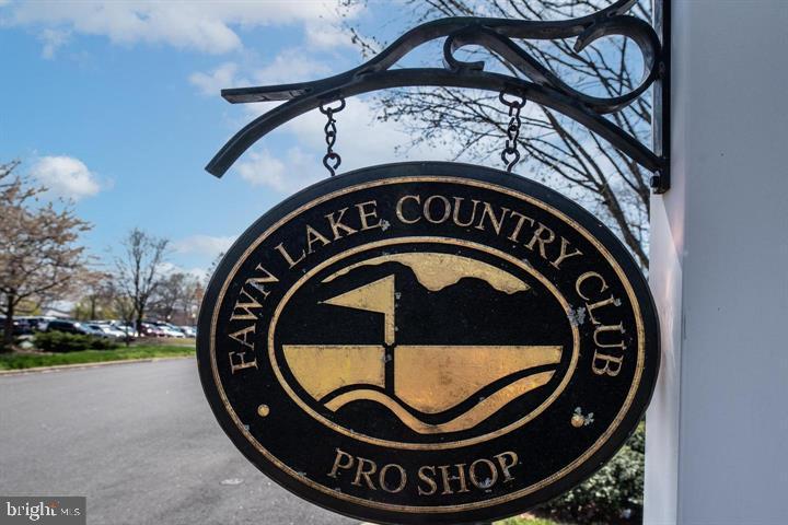 FAWN LAKE - Residential