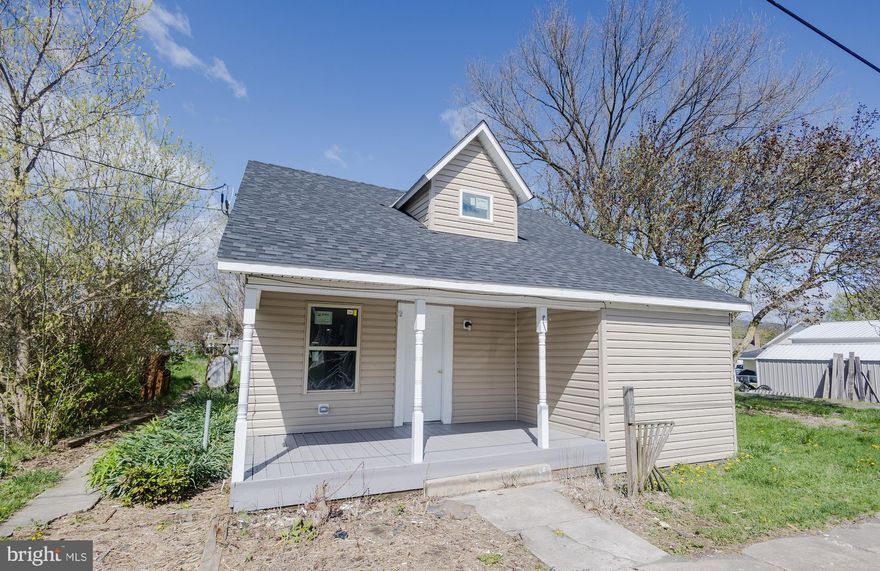Beautifully remodeled Cape Code home in Paw Paw features 3 bedrooms, 1 bathroom, kitchen, living room, washer/dryer hook ups, porch and yard.  Close to schools, shopping and restaurants.  Pets allowed on case by case basis.