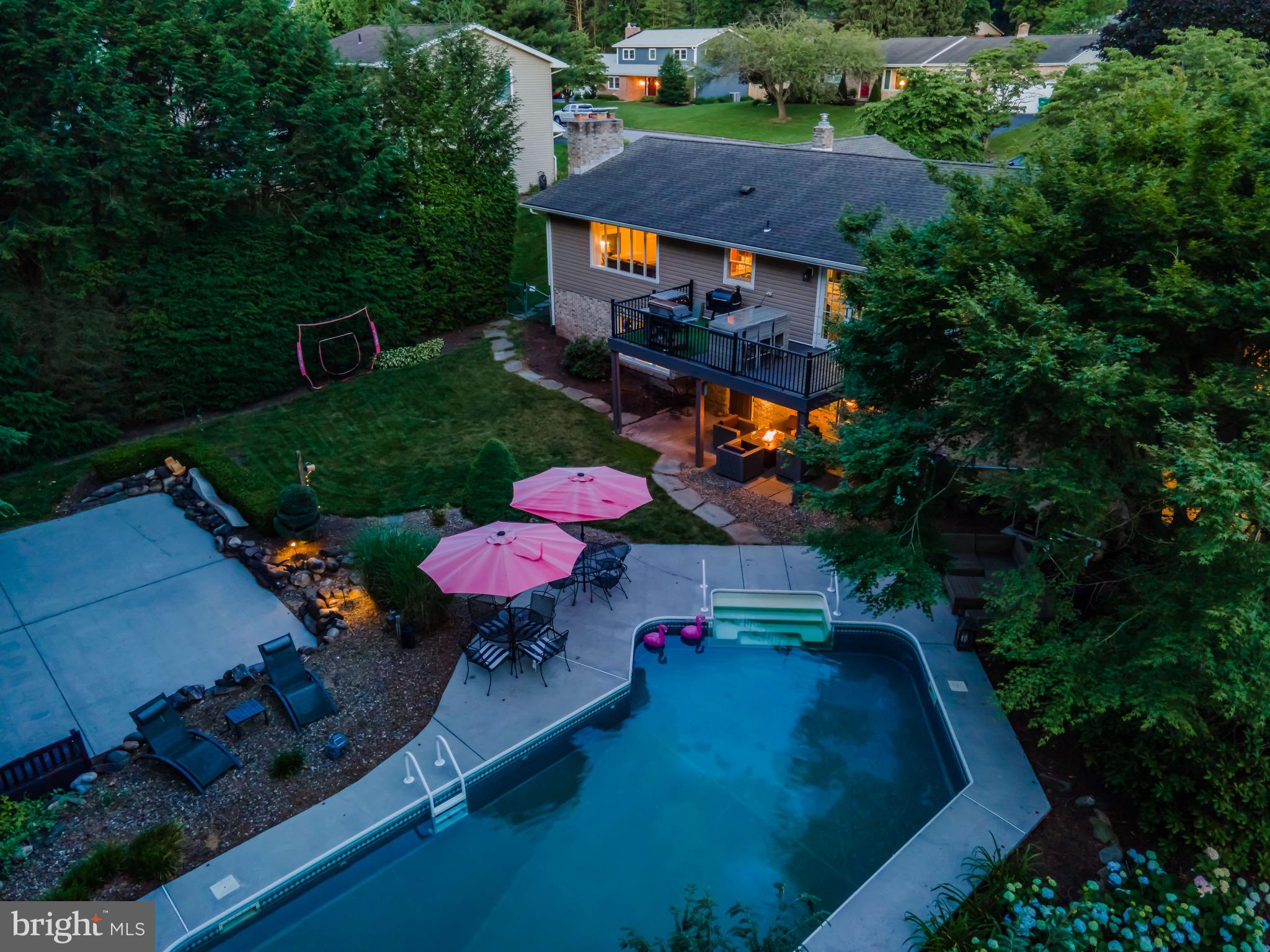 CHESTNUT HILLS - Residential