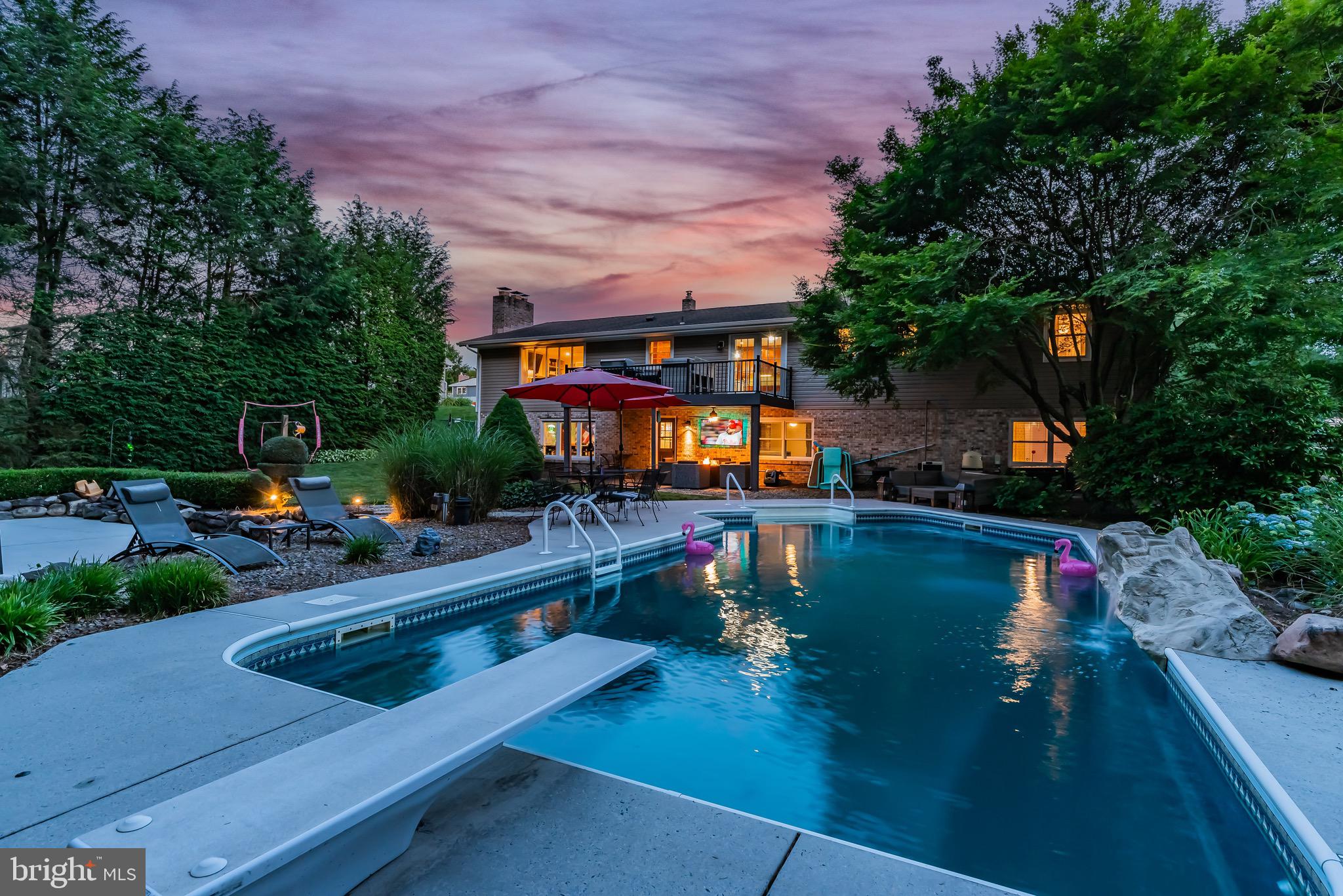 CHESTNUT HILLS - Residential