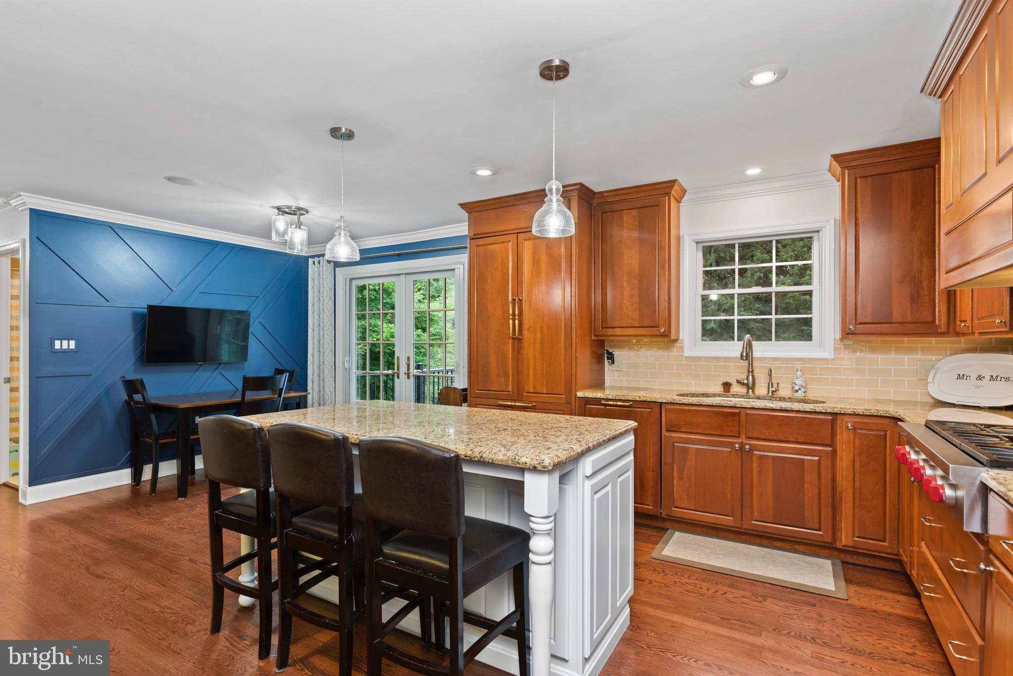 CHESTNUT HILLS - Residential