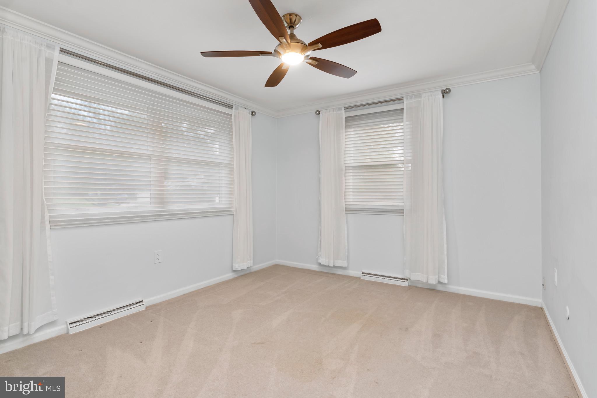 CHESTNUT HILLS - Residential