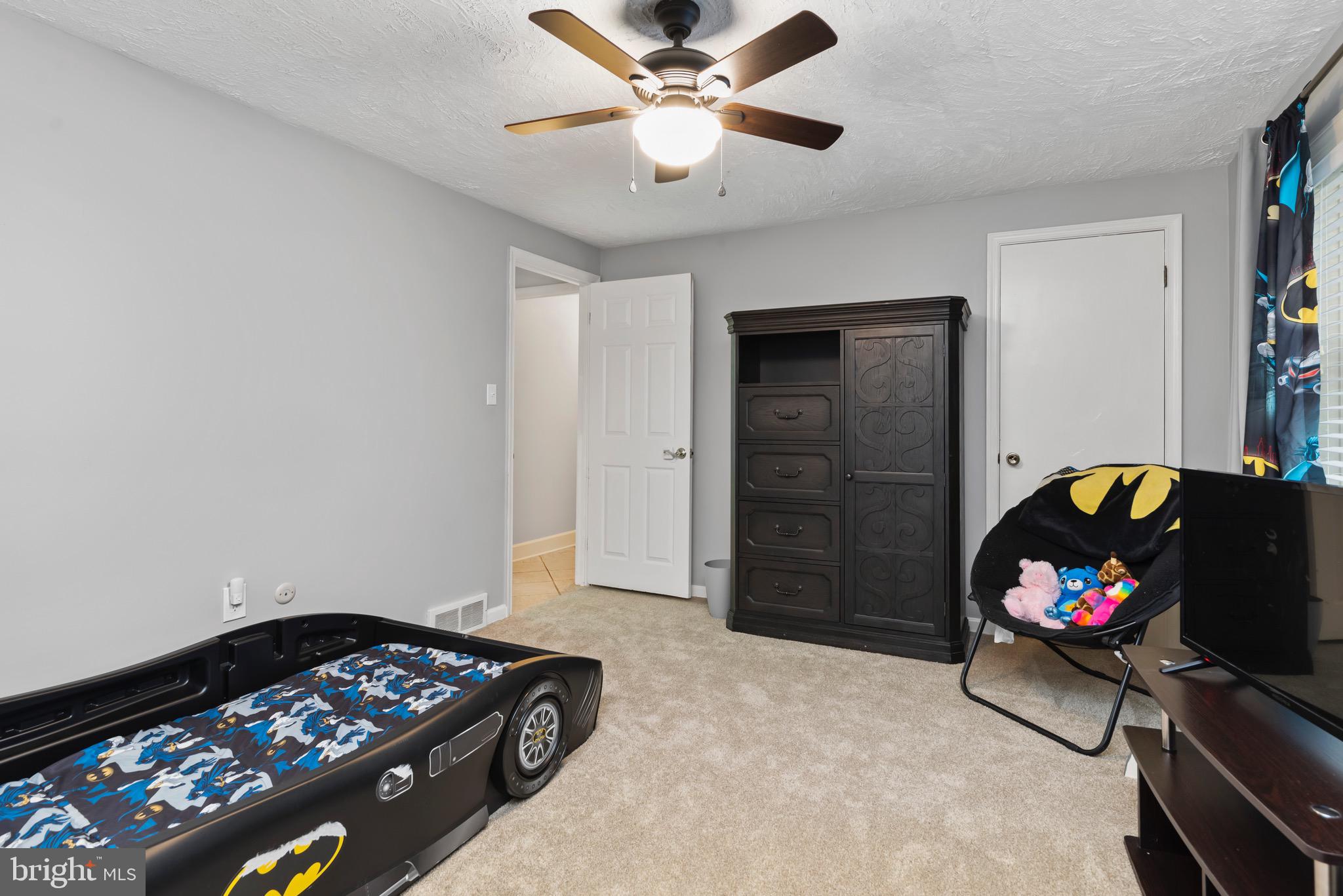 CHESTNUT HILLS - Residential