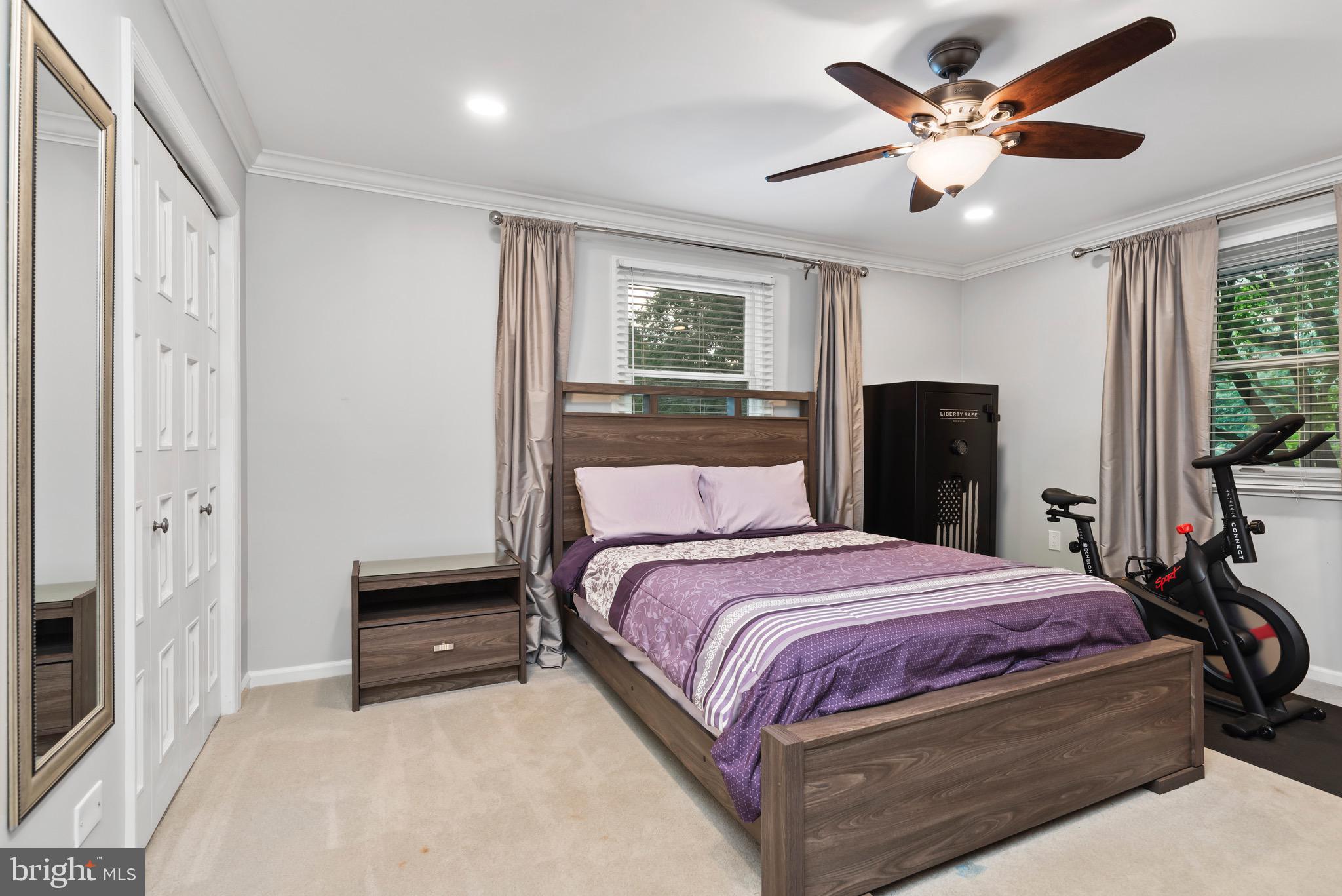 CHESTNUT HILLS - Residential