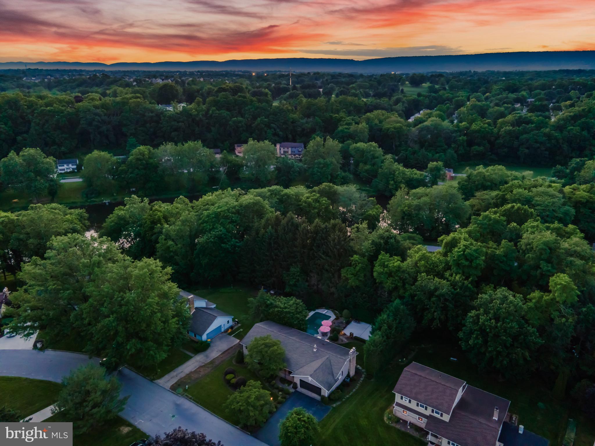 CHESTNUT HILLS - Residential