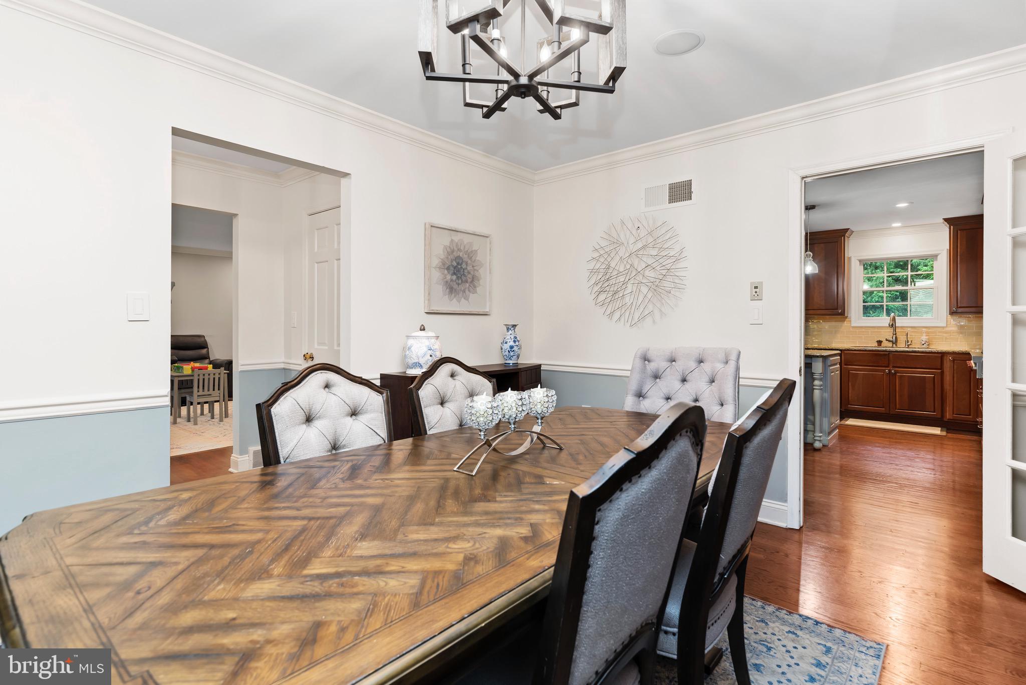 CHESTNUT HILLS - Residential