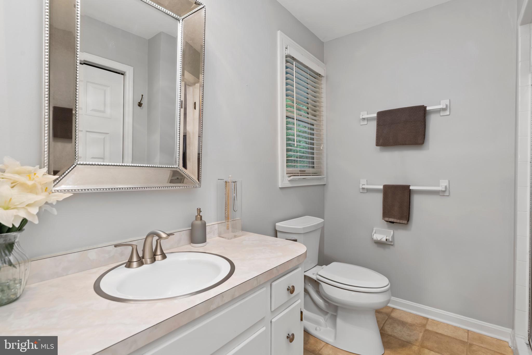 CHESTNUT HILLS - Residential