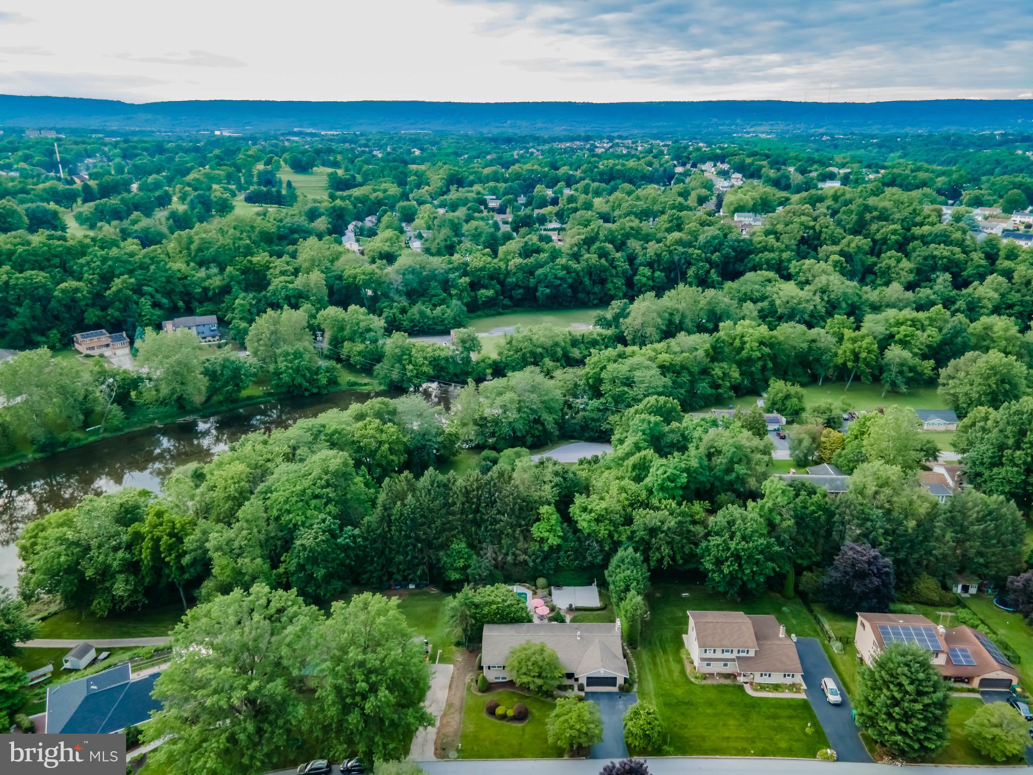 CHESTNUT HILLS - Residential