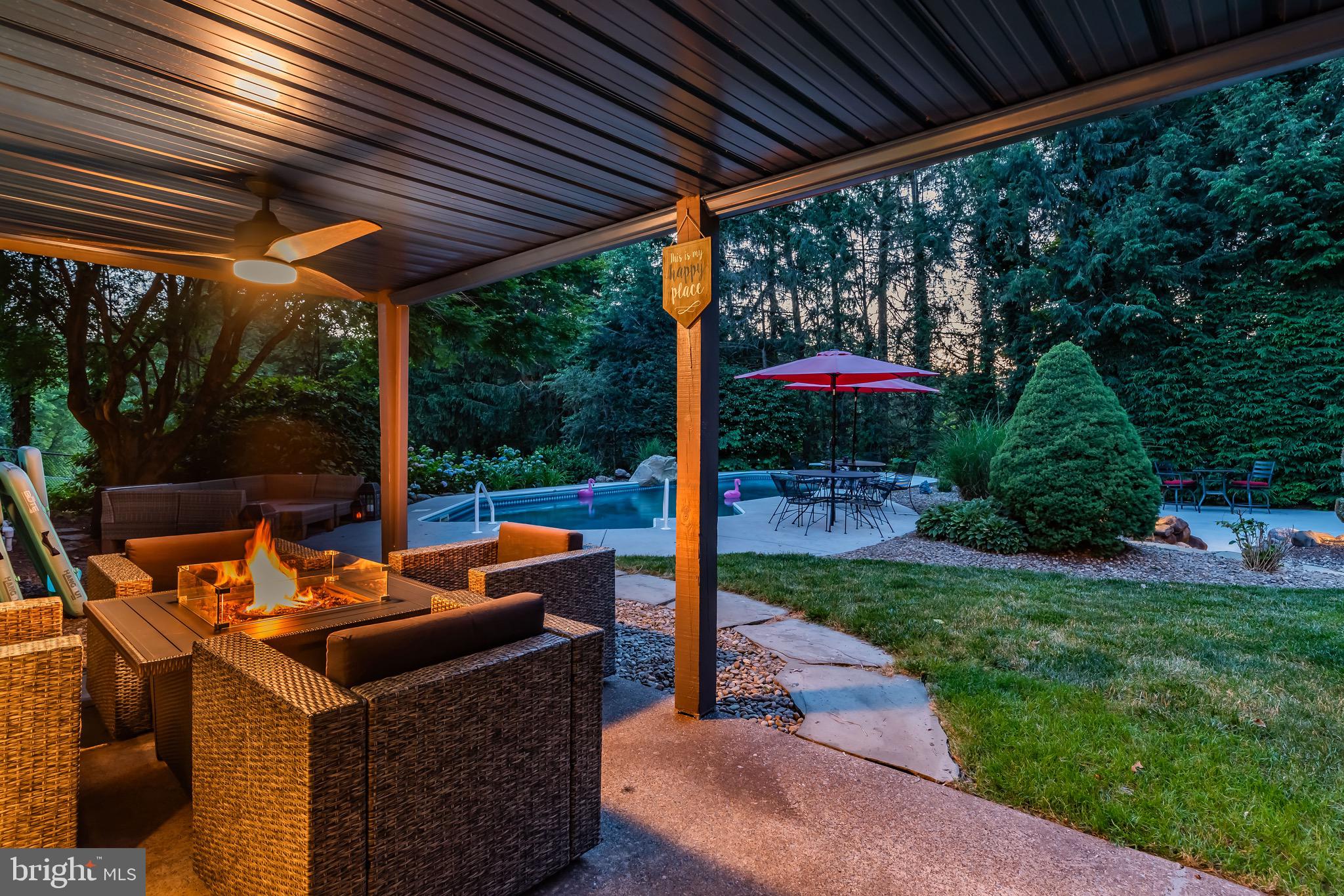 CHESTNUT HILLS - Residential