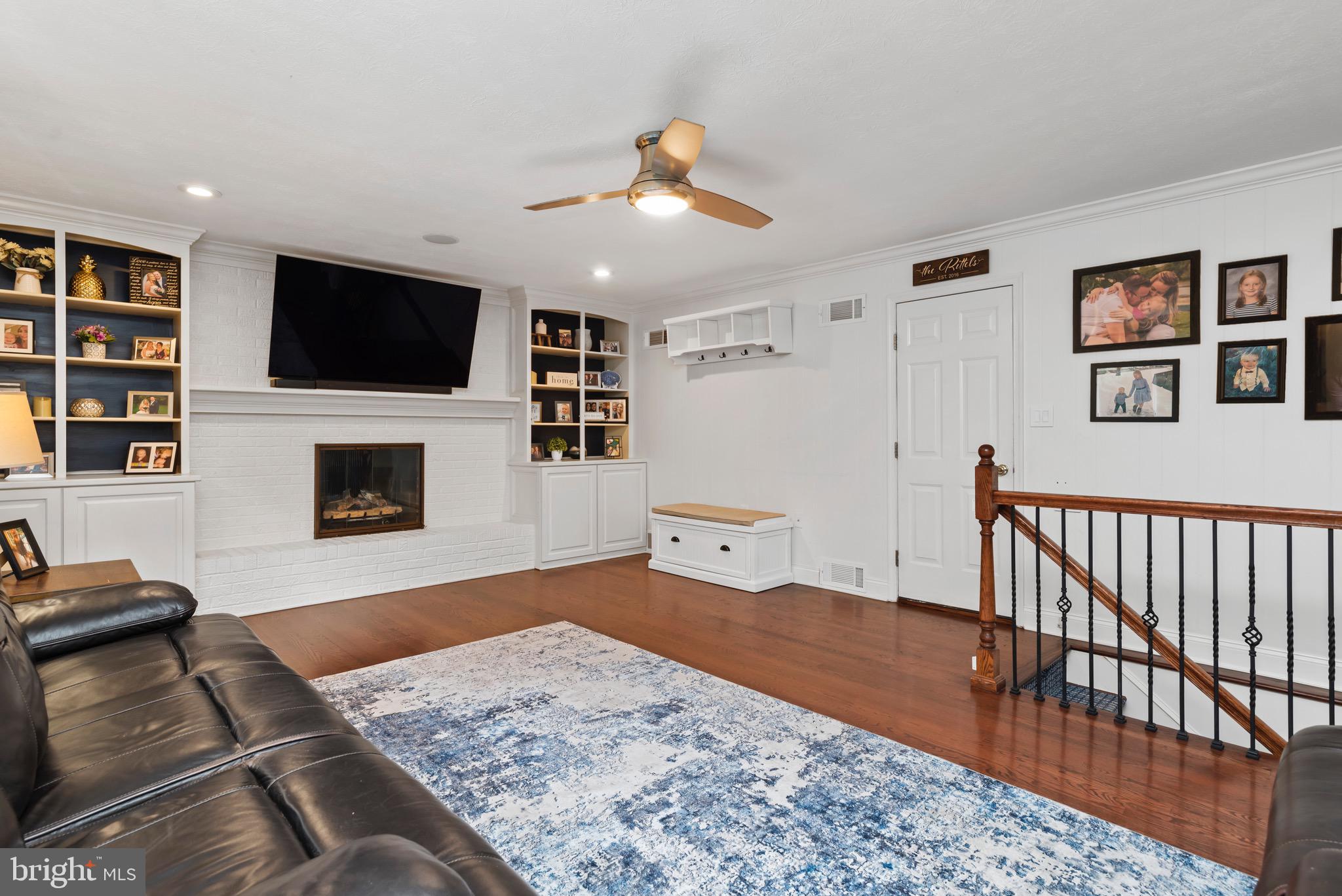 CHESTNUT HILLS - Residential