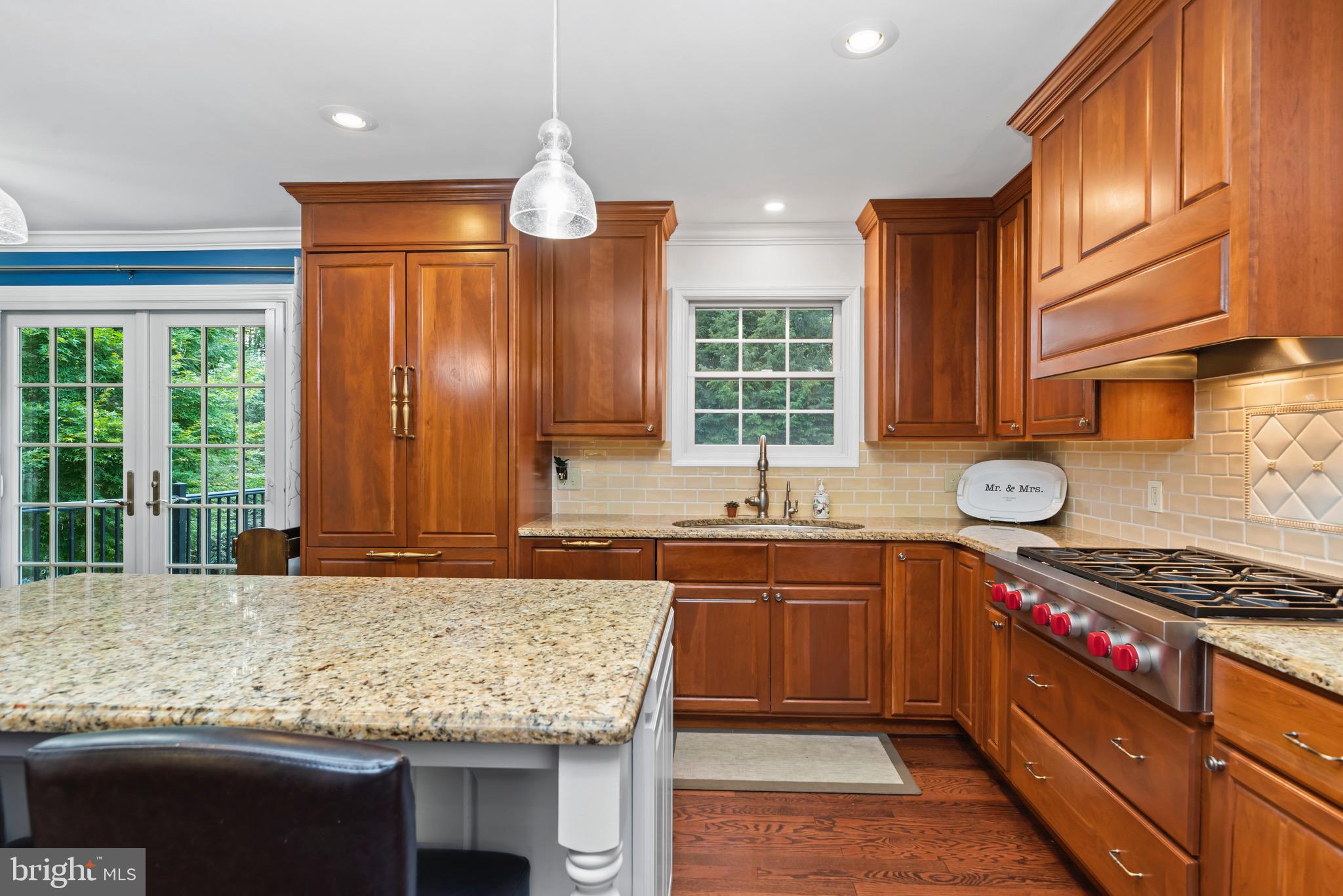 CHESTNUT HILLS - Residential