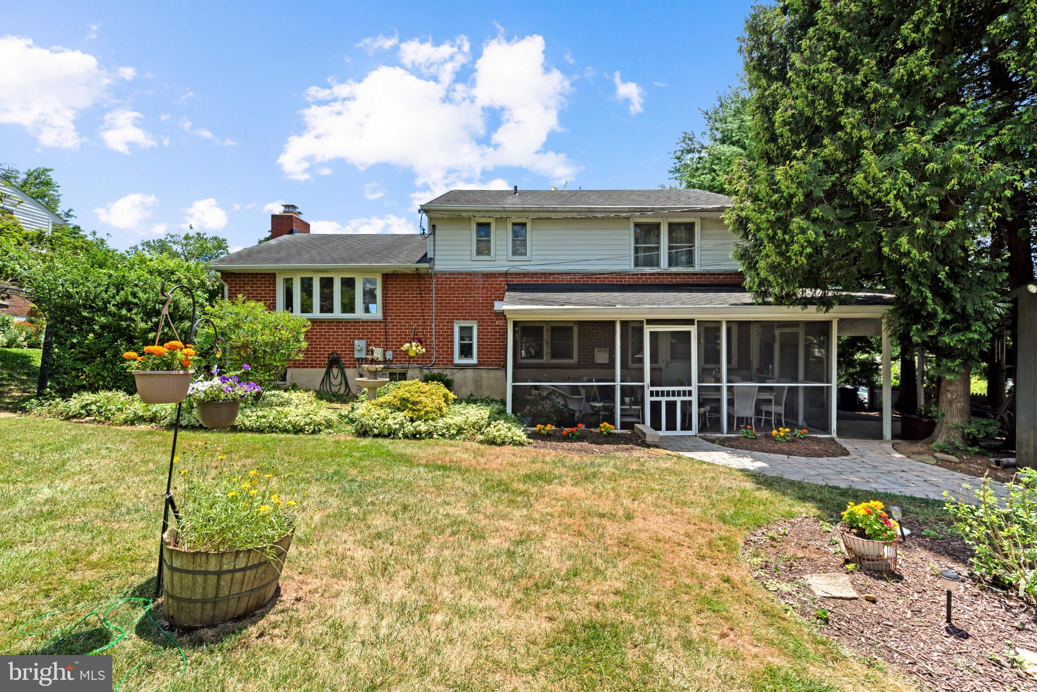 FOUNTAIN HILL - Residential
