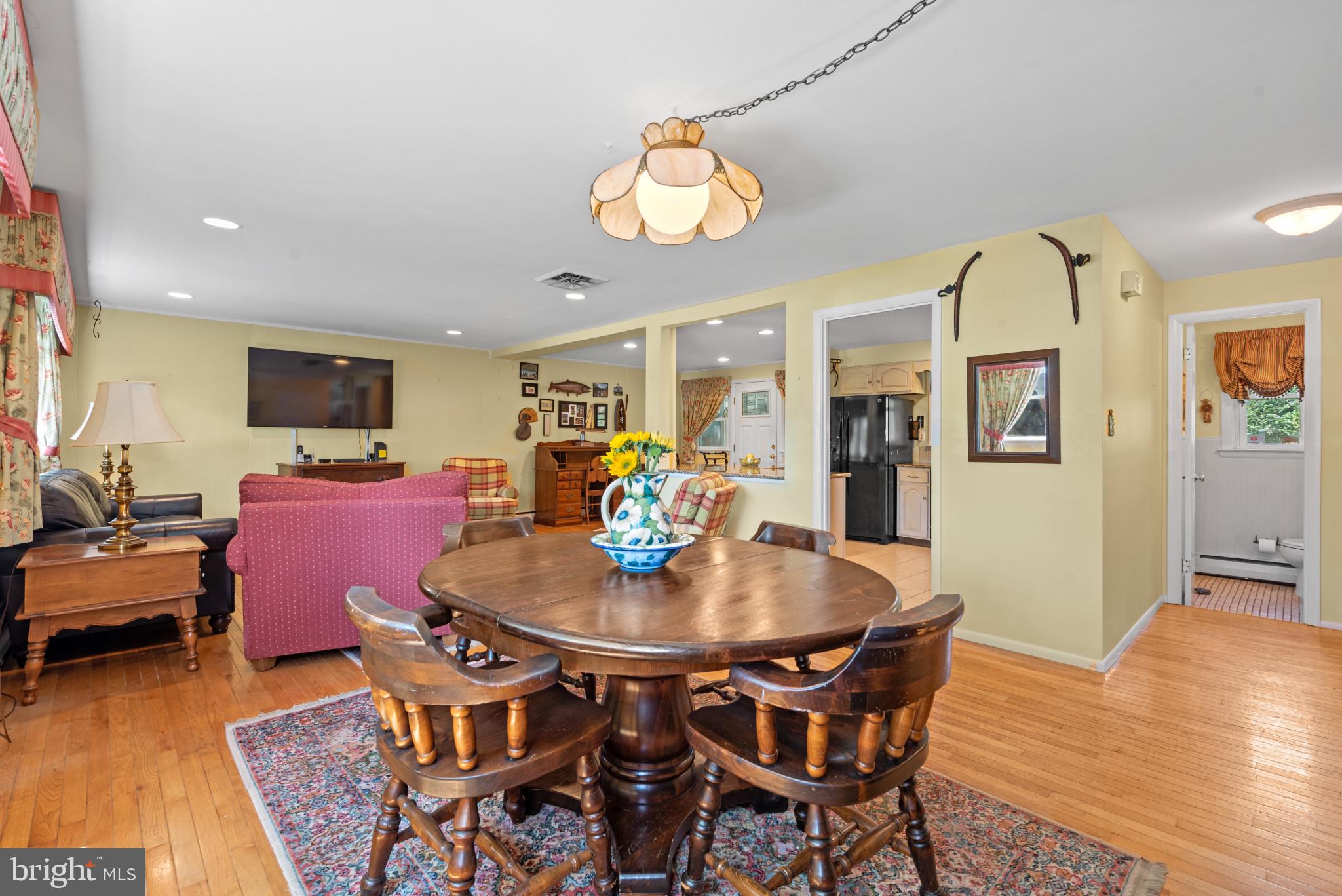FOUNTAIN HILL - Residential