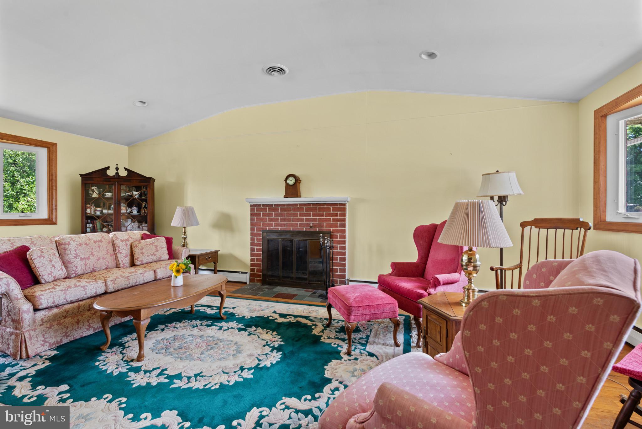 FOUNTAIN HILL - Residential