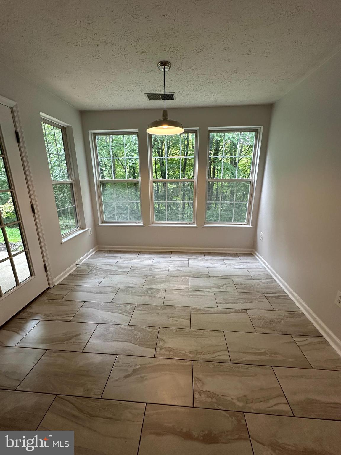 RIDGEVIEW CODM - Residential Lease