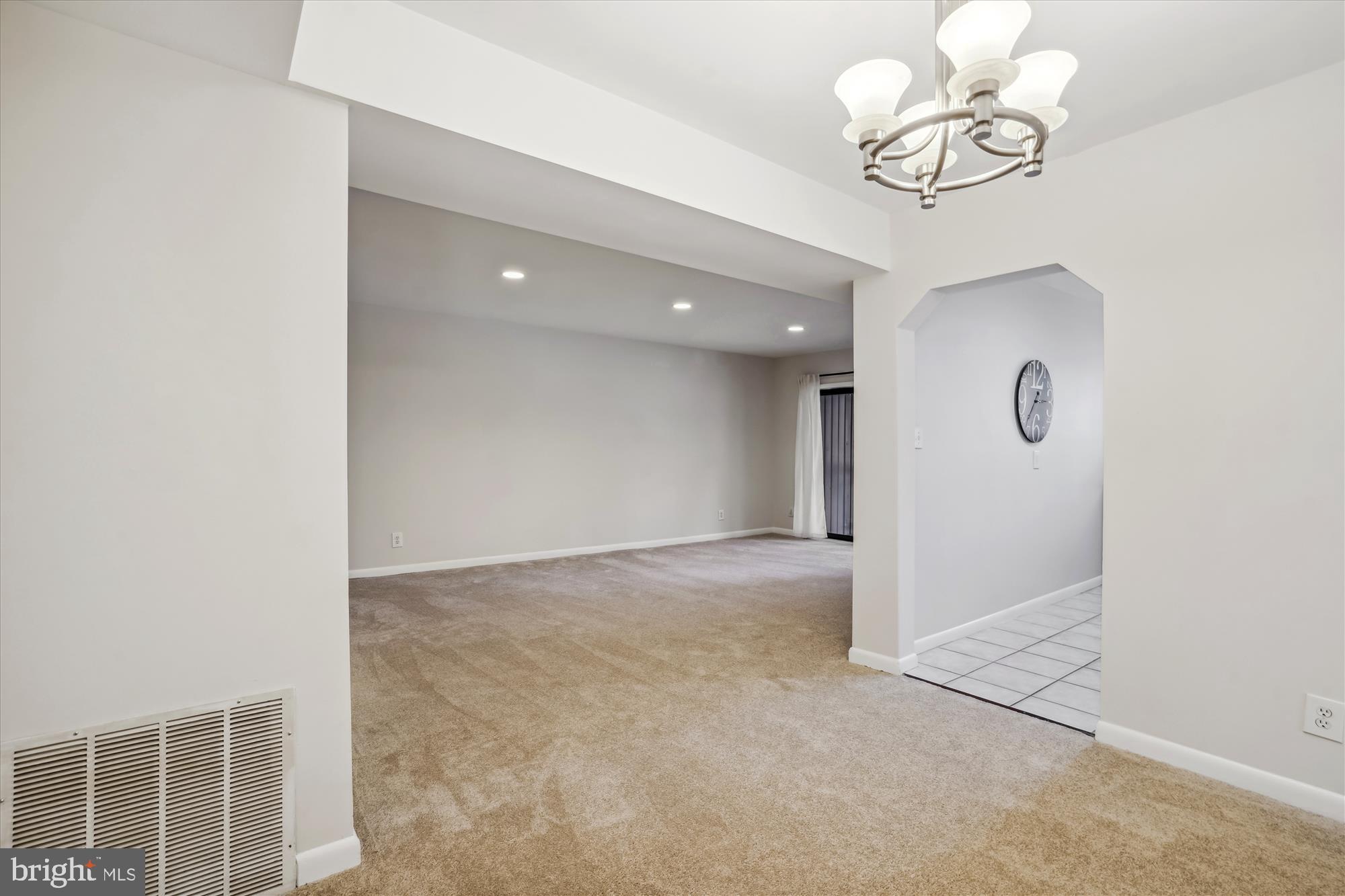 SEMINARY WALK - Residential