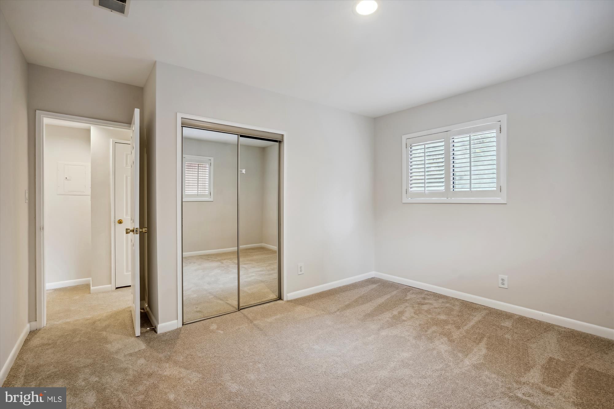 SEMINARY WALK - Residential